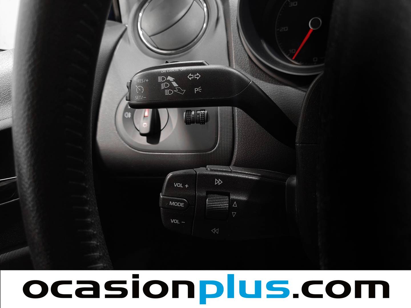Extras y acabados del Seat Ibiza Seat Ibiza 1.6 TDI Style (105 CV)