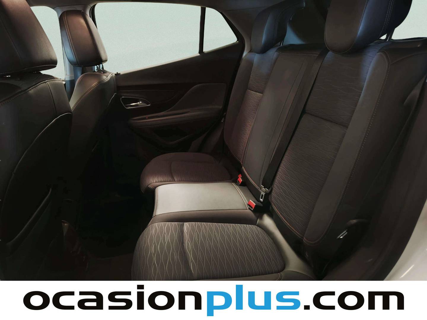 Foto asientos traseros Opel Mokka Opel Mokka 1.6 CDTi S&S Color Edition 4x2 (136 CV)