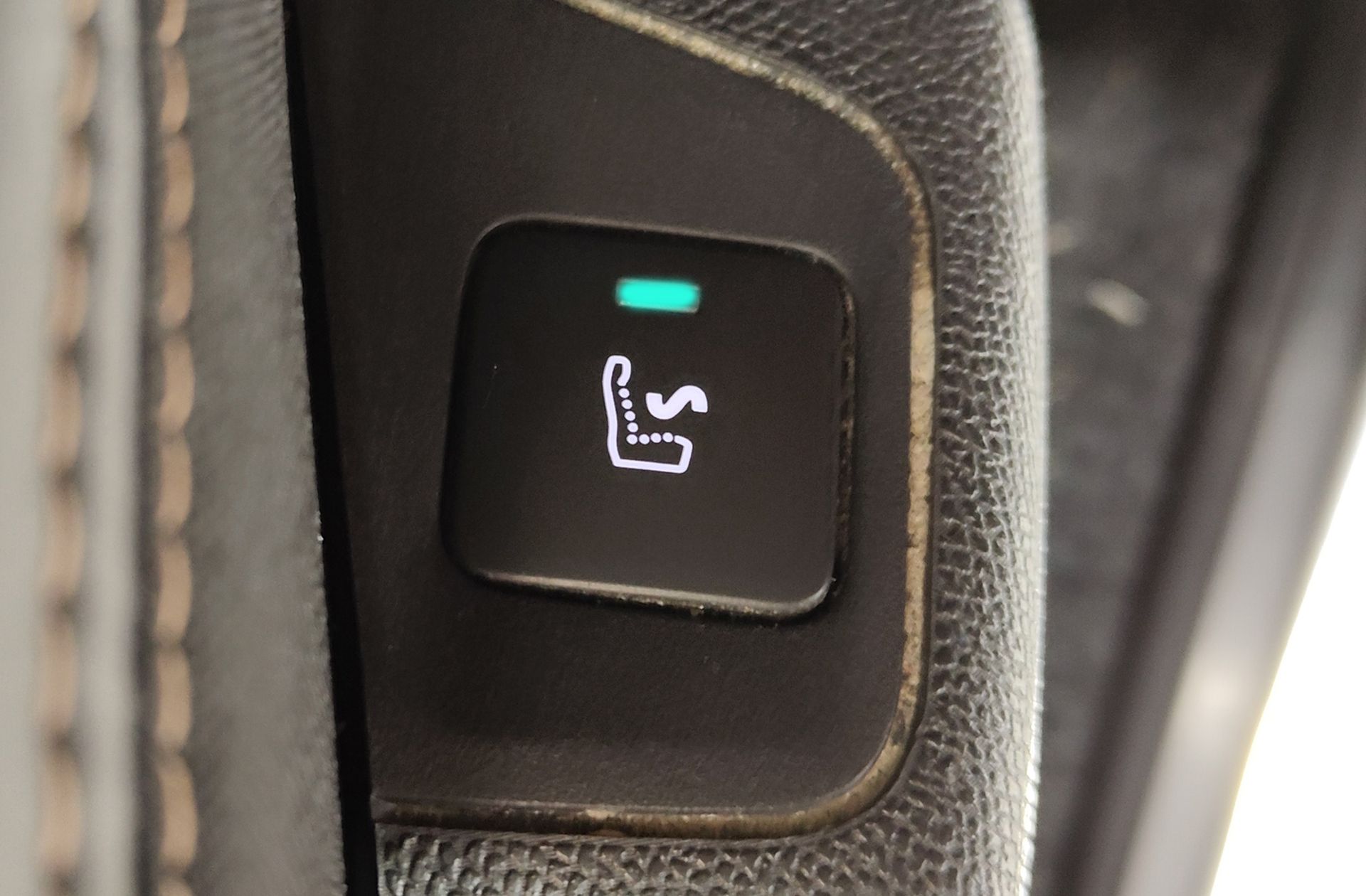 Peugeot 3008 THP 165 GT Line - foto 16