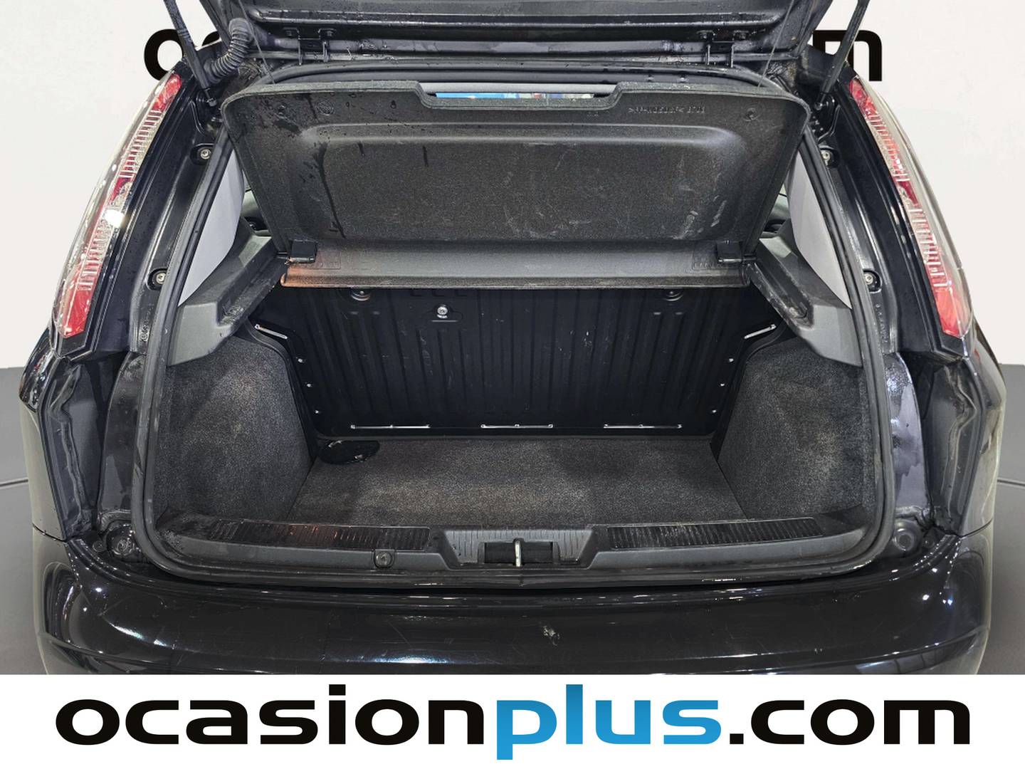 Fotos maletero Fiat Punto Fiat Punto 1.2 8v S&S Gasolina Pop (69 CV)