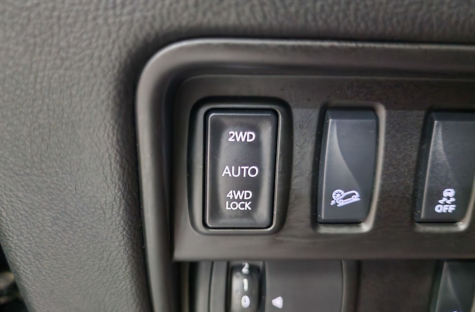 Renault Koleos Zen dCi X-Tronic 4x4 - foto 6