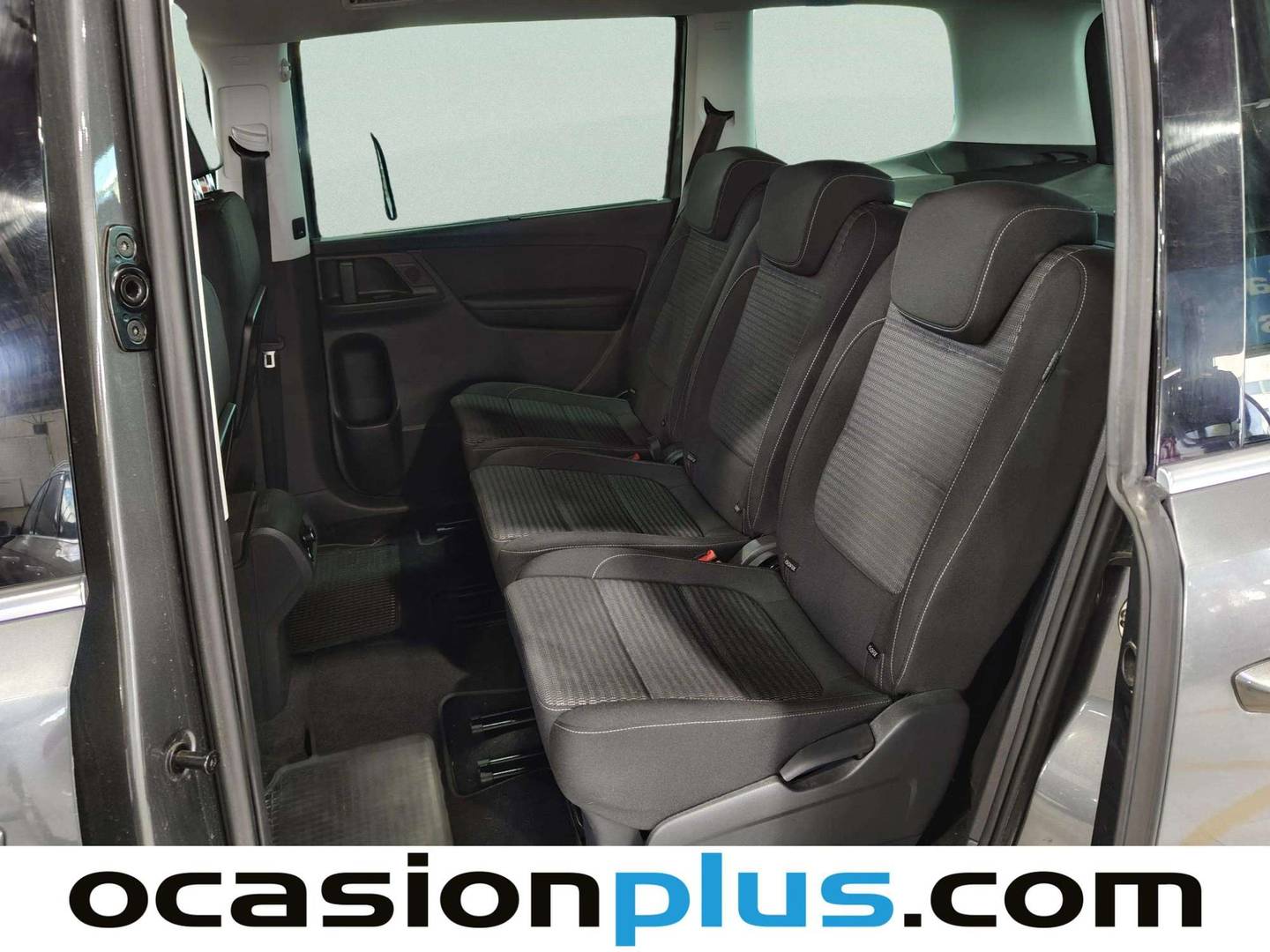 Foto asientos traseros Seat Alhambra Seat Alhambra 2.0 TDI S&S Xcellence Travel Edition DSG (177 CV)