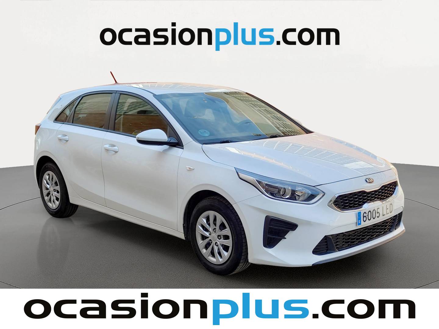 Foto delantera KIA Ceed KIA Ceed 1.0 T-GDi Concept (120 CV) derecha