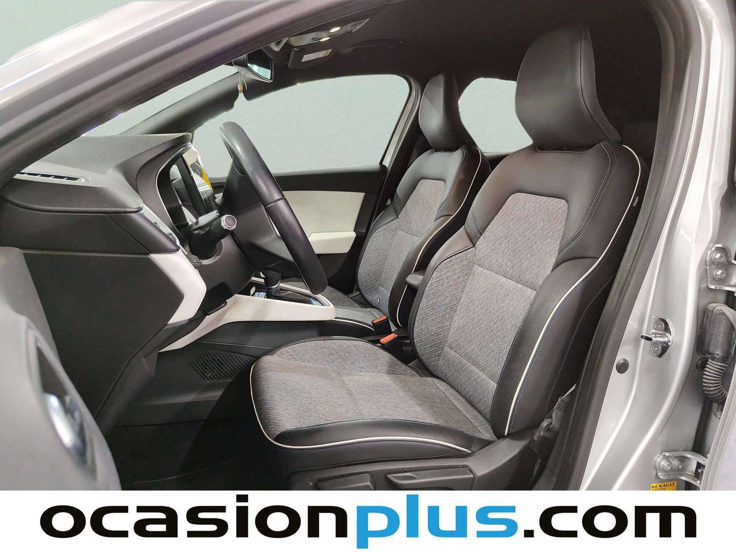 Foto asientos delanteros Renault Clio Renault Clio SL Edition E-Tech Híbrido (140 CV)
