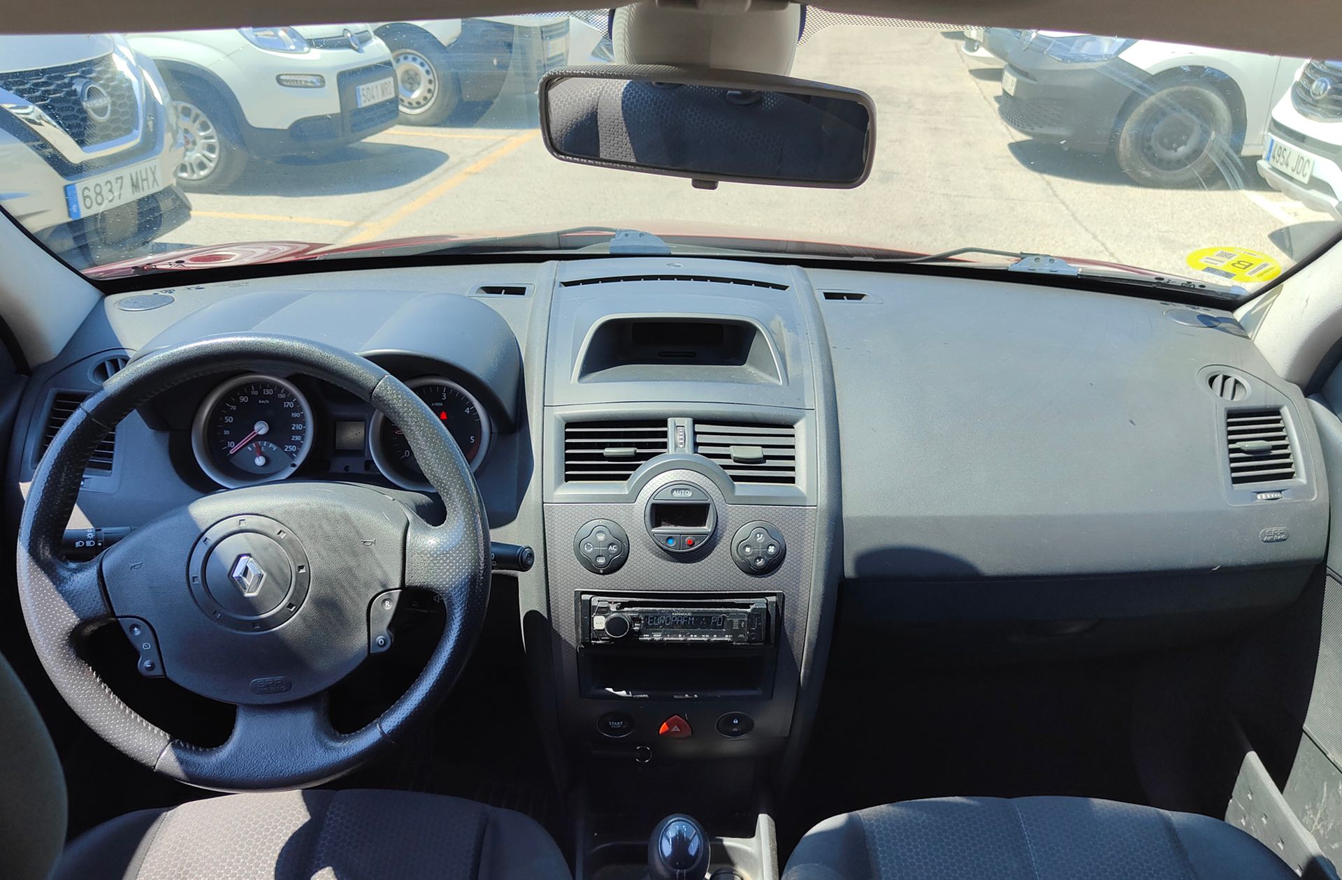 Renault Mégane 1.9 dCi Confort Dynamique - foto 6