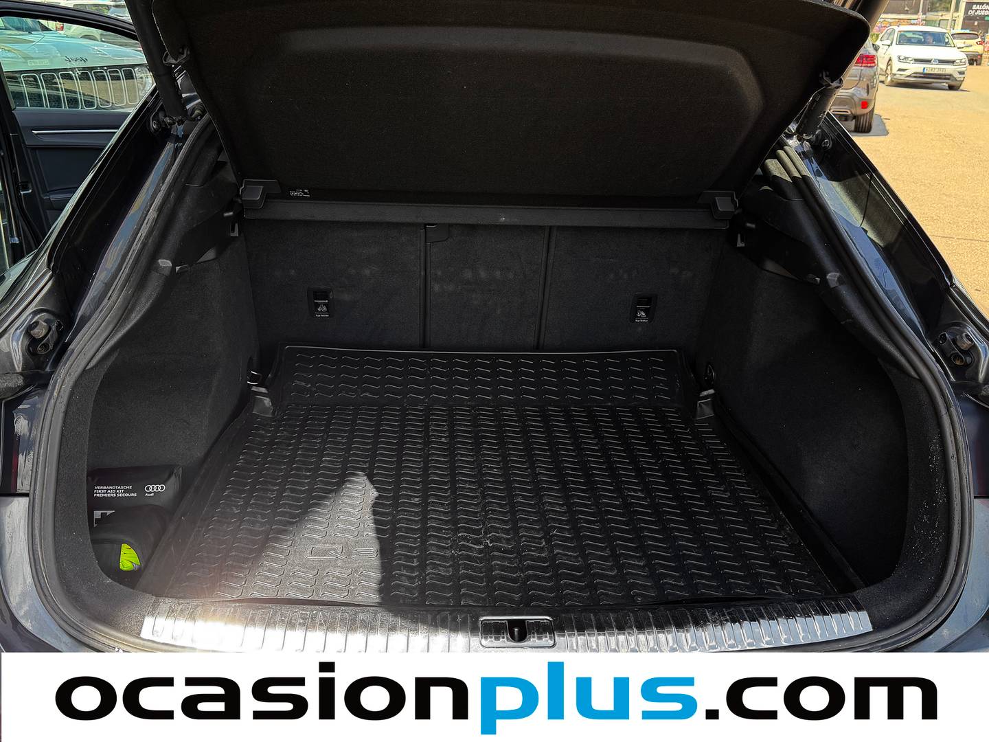 Audi Q3 Sportback Audi Q3 Sportback Black line 35 TDI (150 CV) S tronic 2021