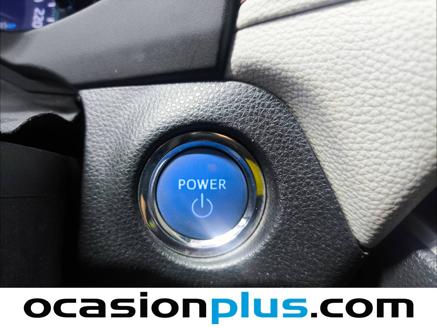 Accesorios del Toyota Rav4 Toyota Rav4 2.5l hybrid Luxury 4WD (222 CV)