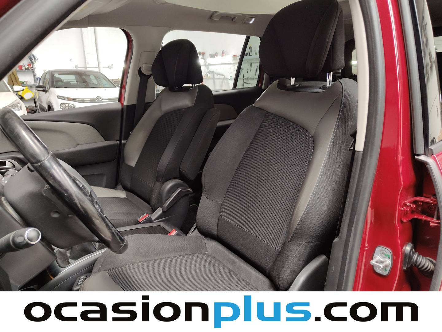 Foto asientos delanteros Citroën Grand C4 Picasso Citroën Grand C4 Picasso BlueHDi 150 Shine (150 CV) 7 Plazas