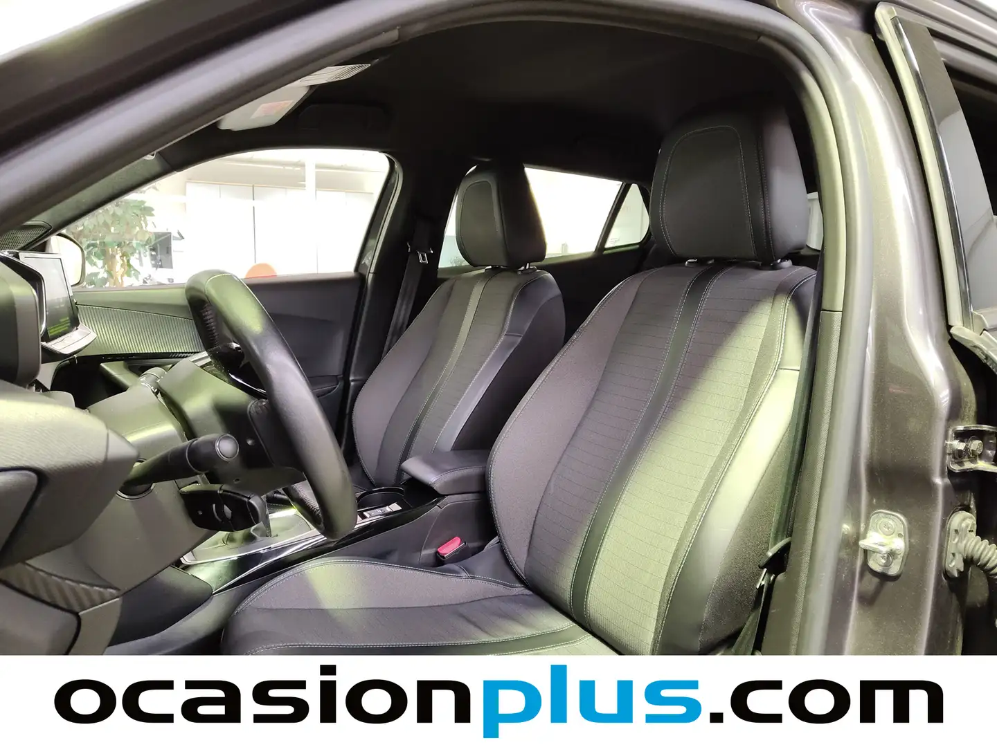 Foto Peugeot 2008 Peugeot 2008 PureTech 130 S&S Allure Pack (130 CV)