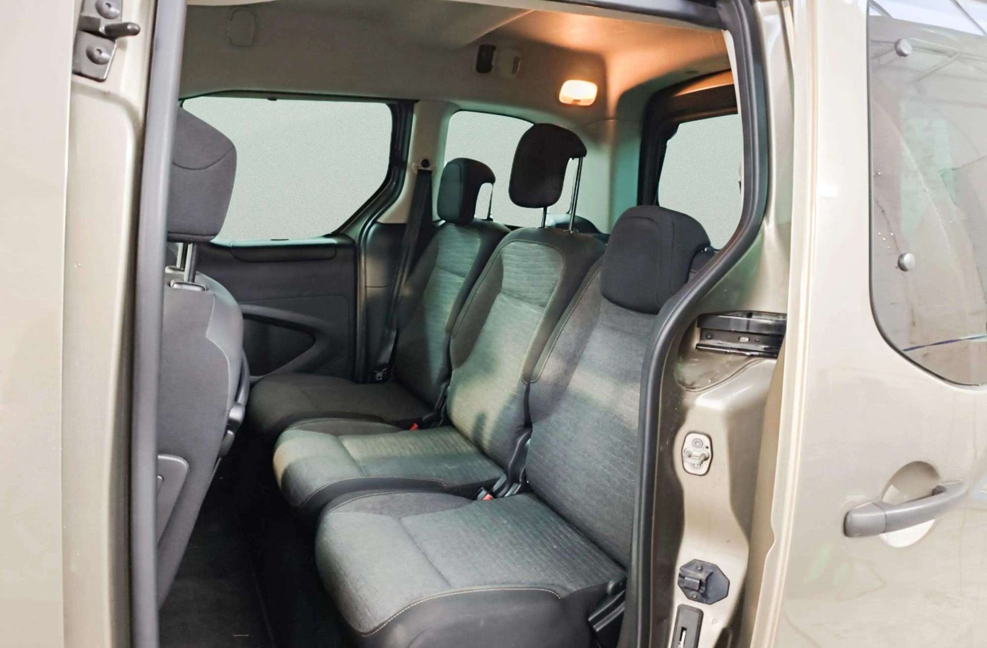 Citroën Berlingo Multispace 20 Aniversario PureTech - foto 12