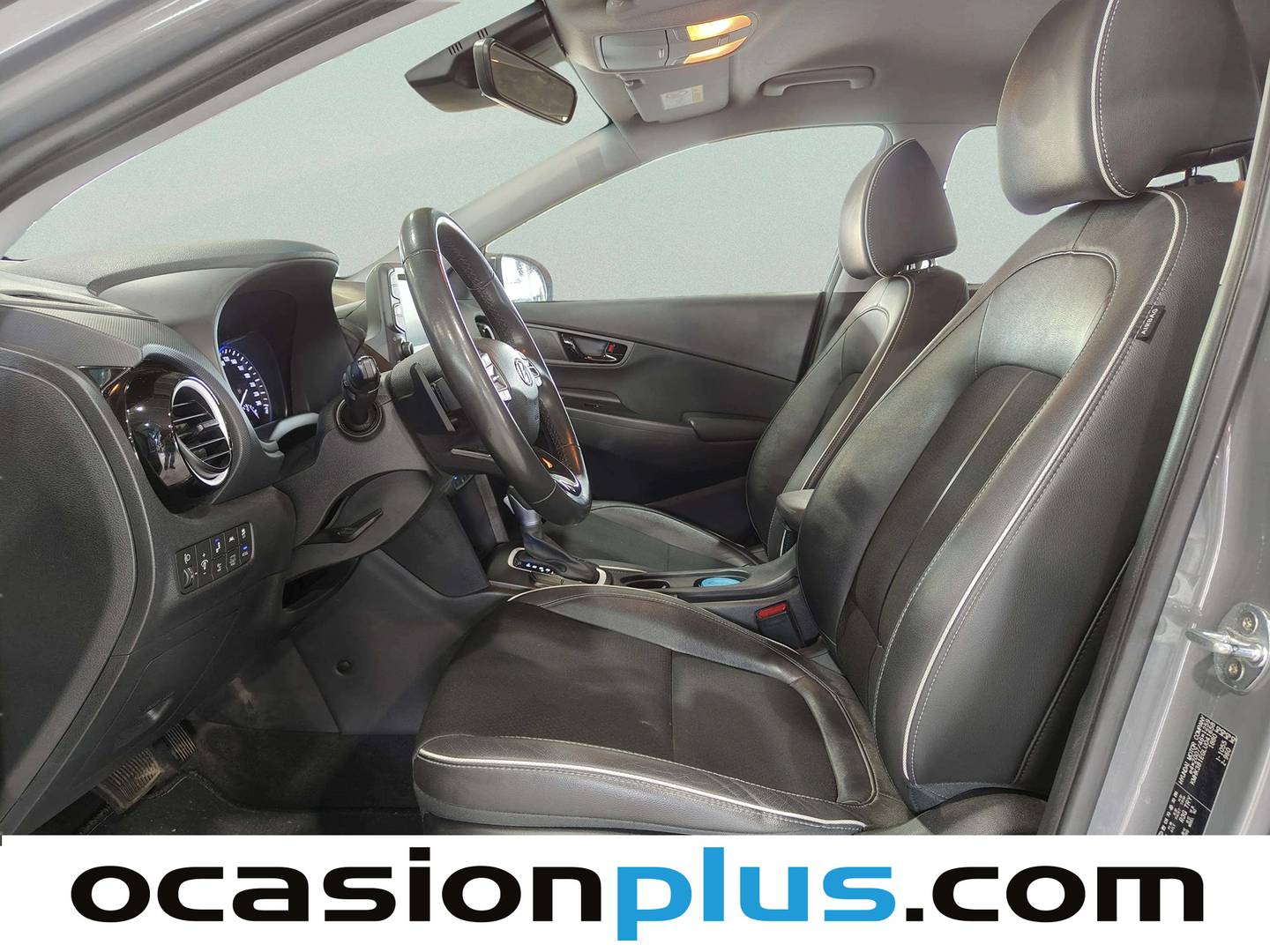 Foto asientos delanteros Hyundai Kona Hyundai Kona 1.6 GDI HEV SLE DCT (141 CV)