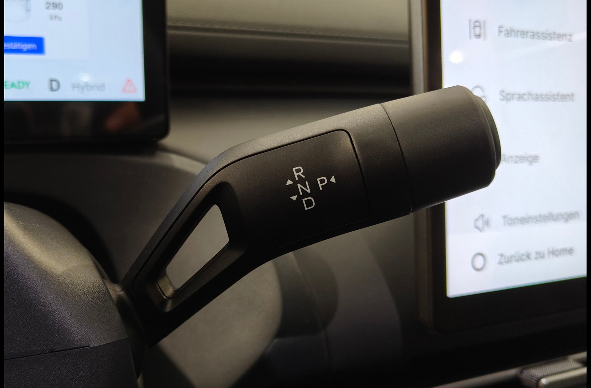 Geely Starray EM-i 1.5 PHEV Pro - foto 5