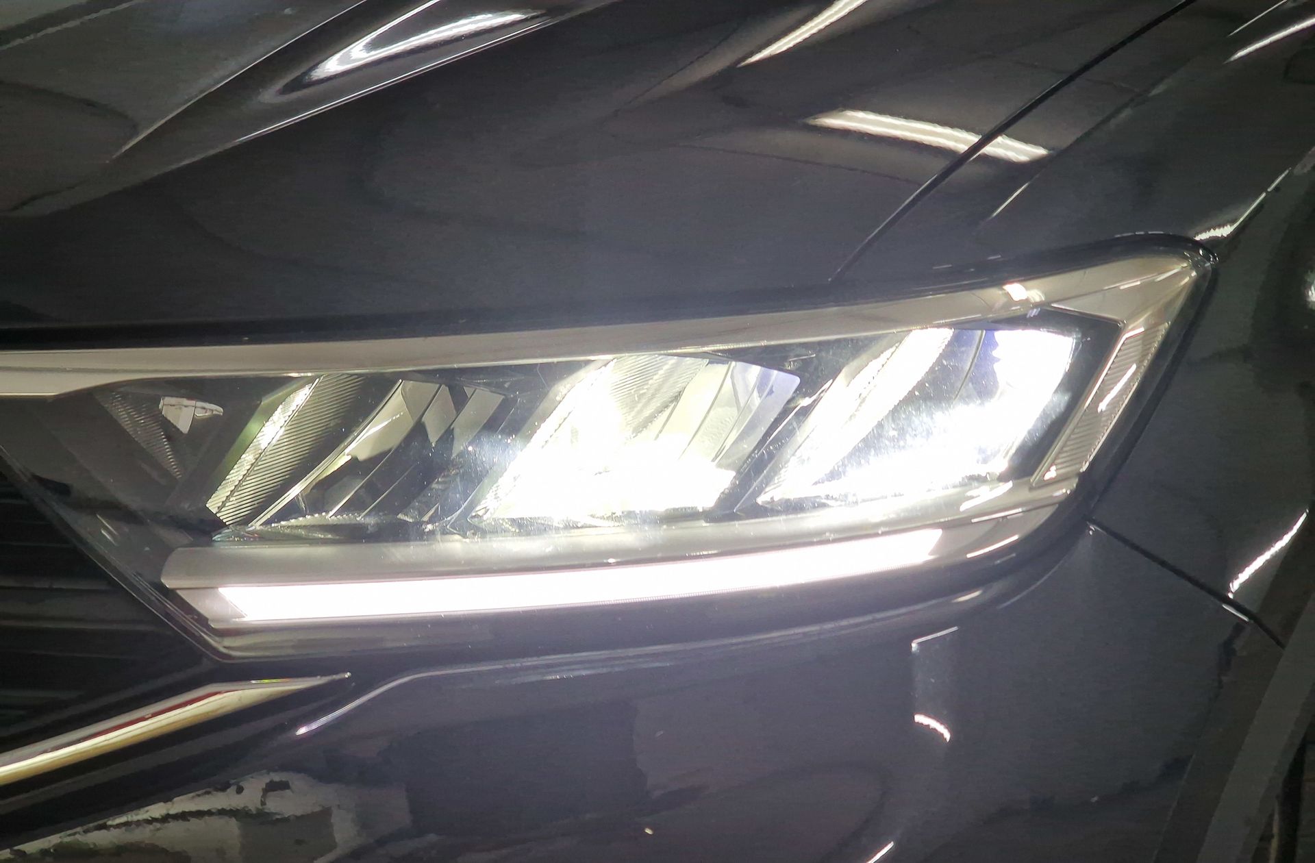 Volkswagen T-Roc Life 1.0 TSI - foto 15