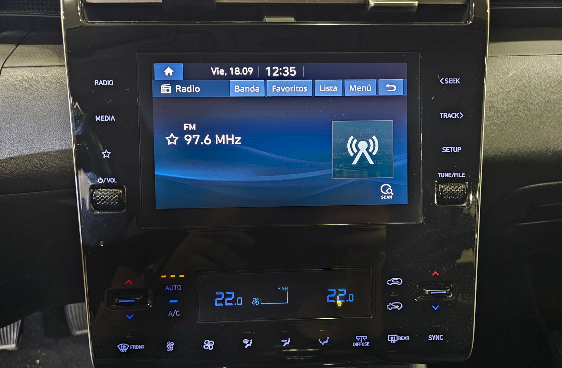 Hyundai Tucson 1.6 CRDi Maxx - foto 31