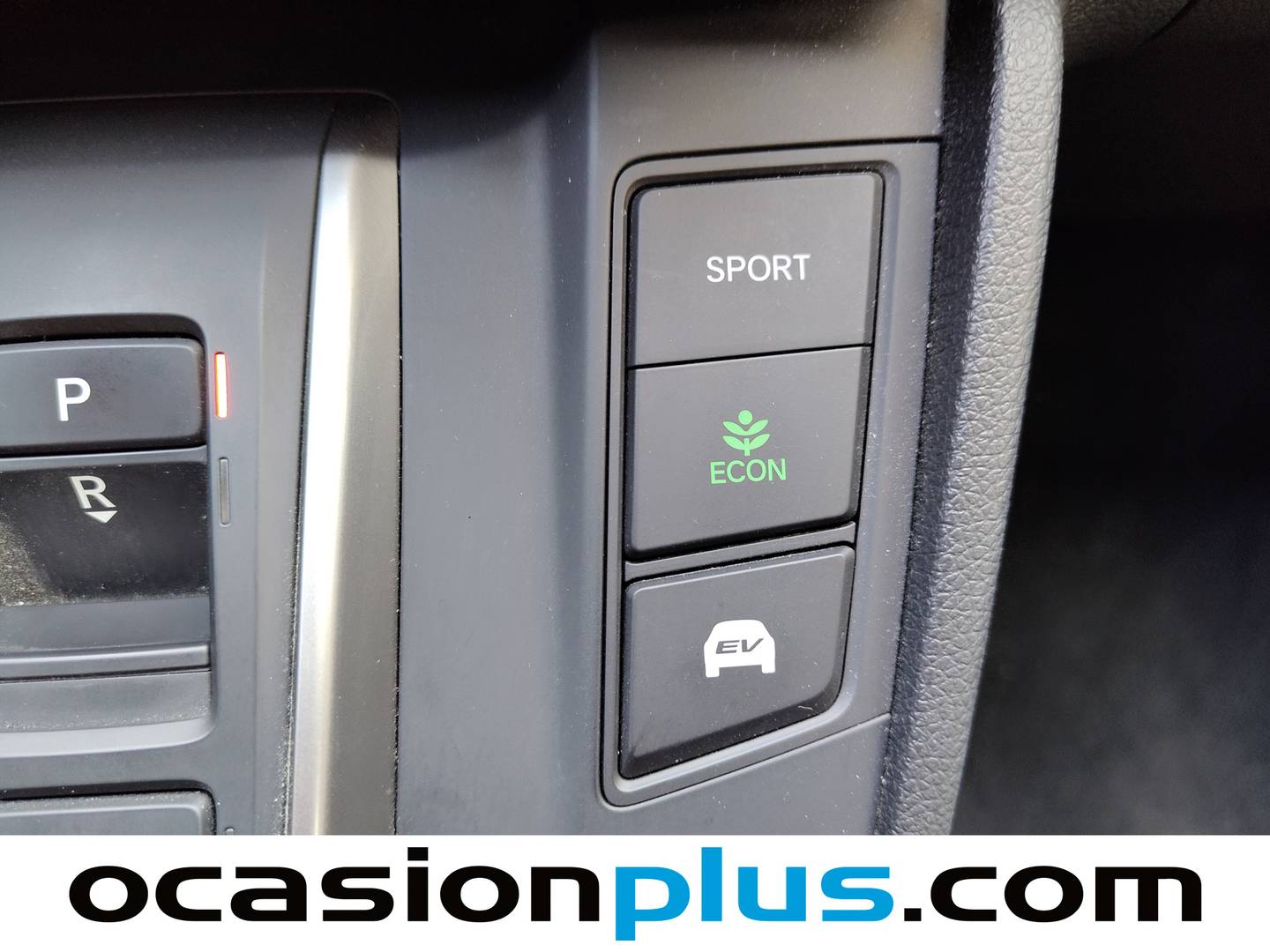 Foto Honda CR-V Honda CR-V 2.0 i-MMD Elegance Navi Auto (184 CV)