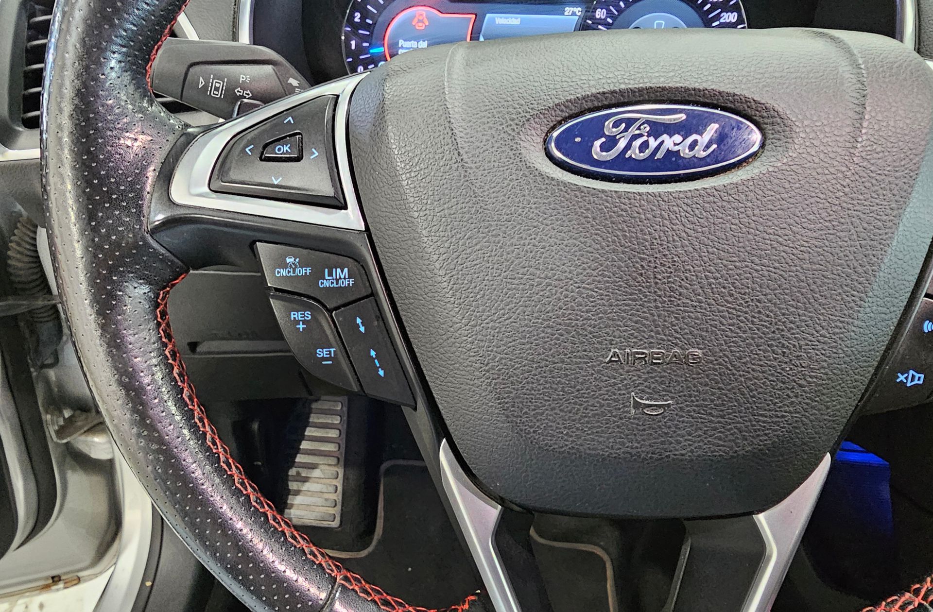 Ford S-Max 2.0 TDCi Panther ST-Line Powershift - foto 32
