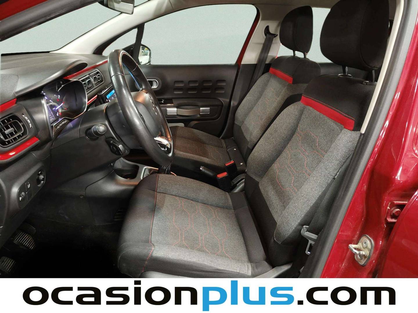 Foto asientos delanteros Citroën C3 Citroën C3 PureTech 82 Feel (83 CV)