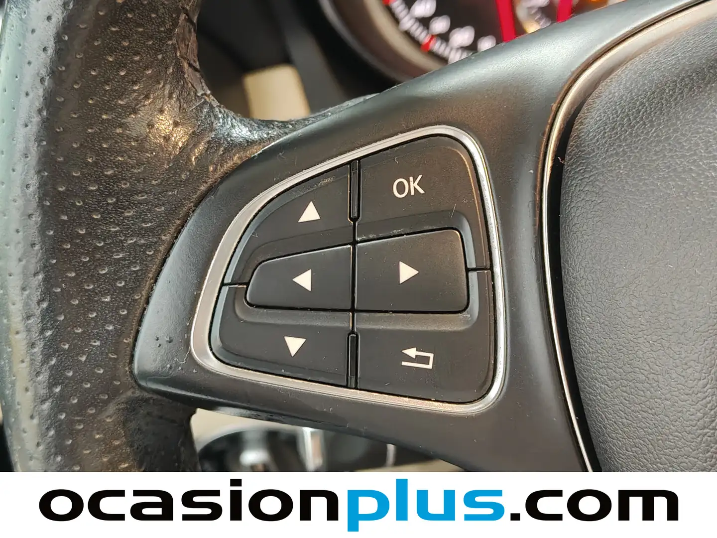 Foto Mercedes GLA Mercedes-Benz GLA 180  (122 CV)