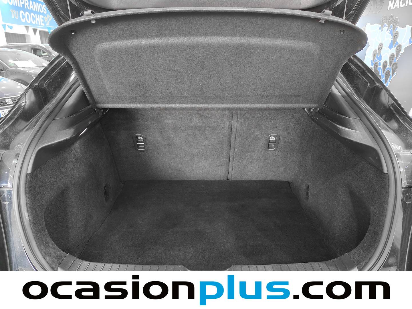 Foto Mazda CX-30 Mazda CX-30 e-SKY G MHEV Prime-line (140 CV)