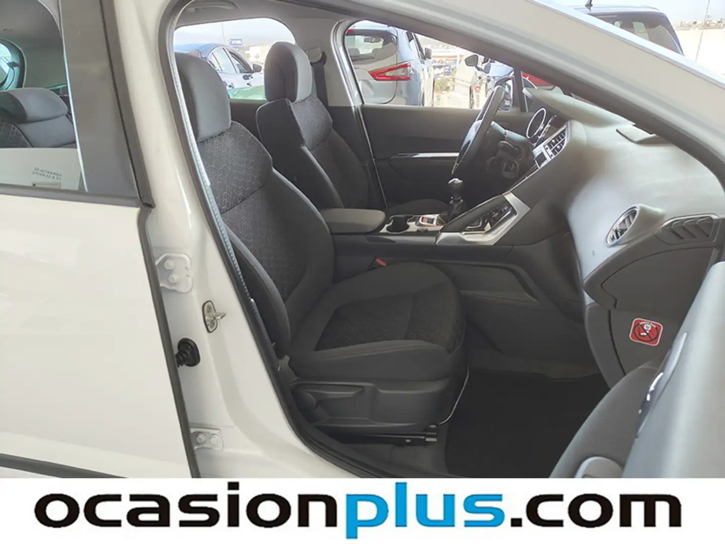 Foto Peugeot 3008 Peugeot 3008 1.2 PureTech Style S&S (130 CV)