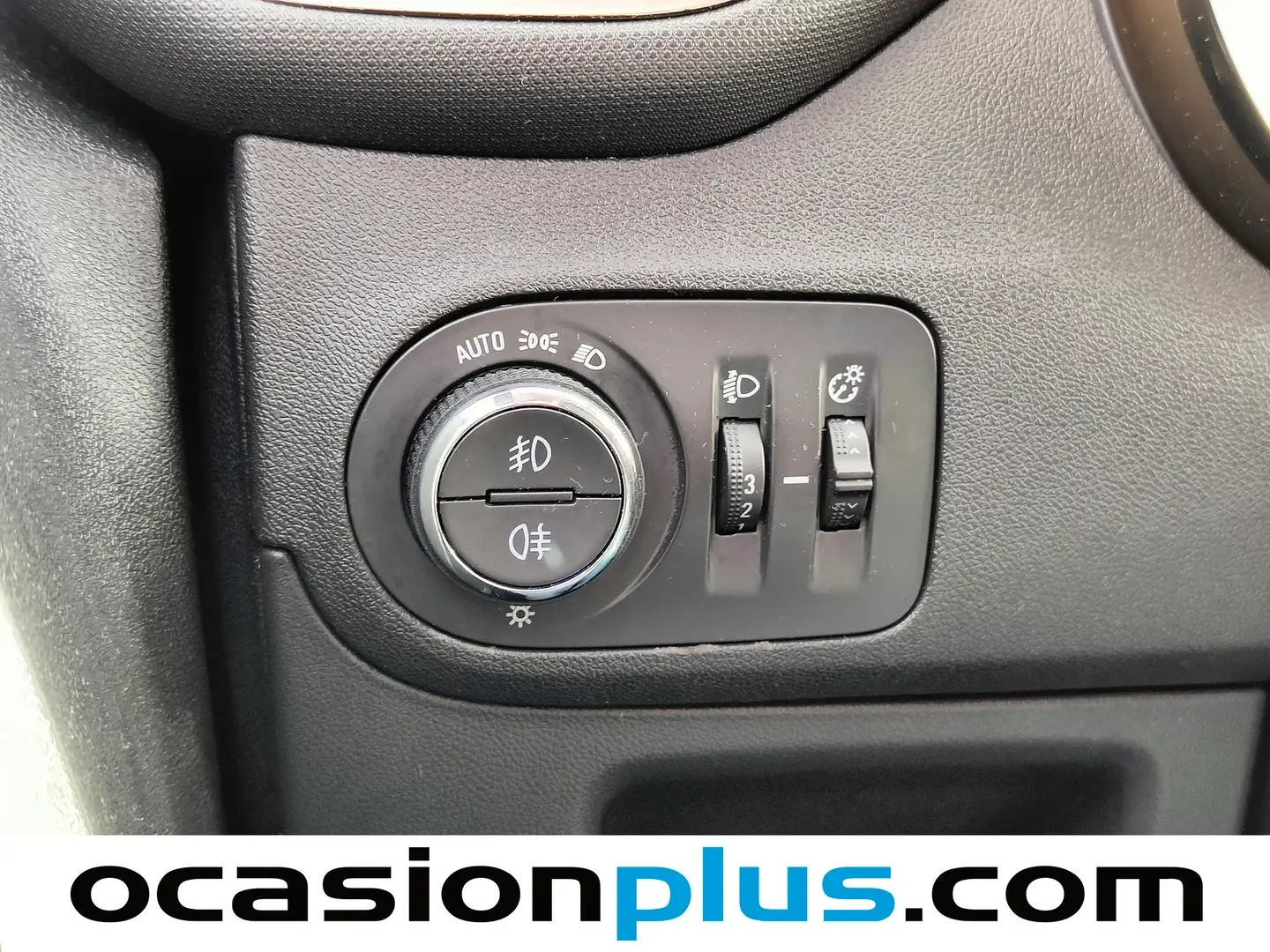 Foto Opel Crossland Opel Crossland 1.5D Business Elegance Auto (120 CV)