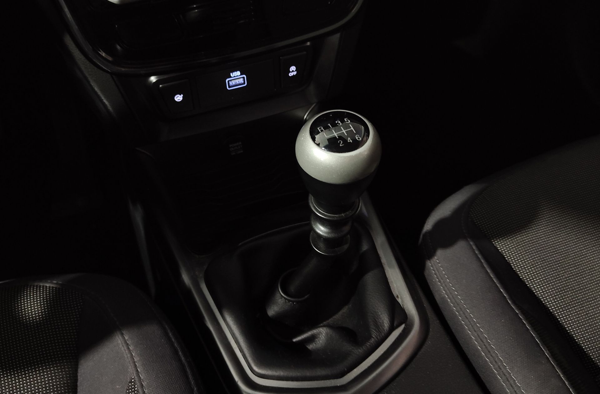 SsangYong Tivoli G12T Urban Plus - foto 5