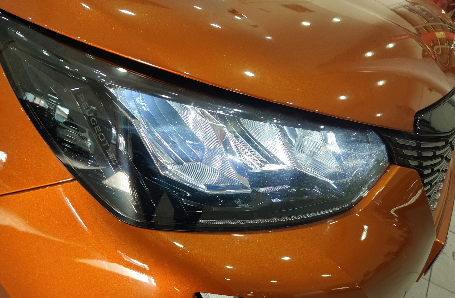 Peugeot 2008 PureTech 100 Allure - foto 14