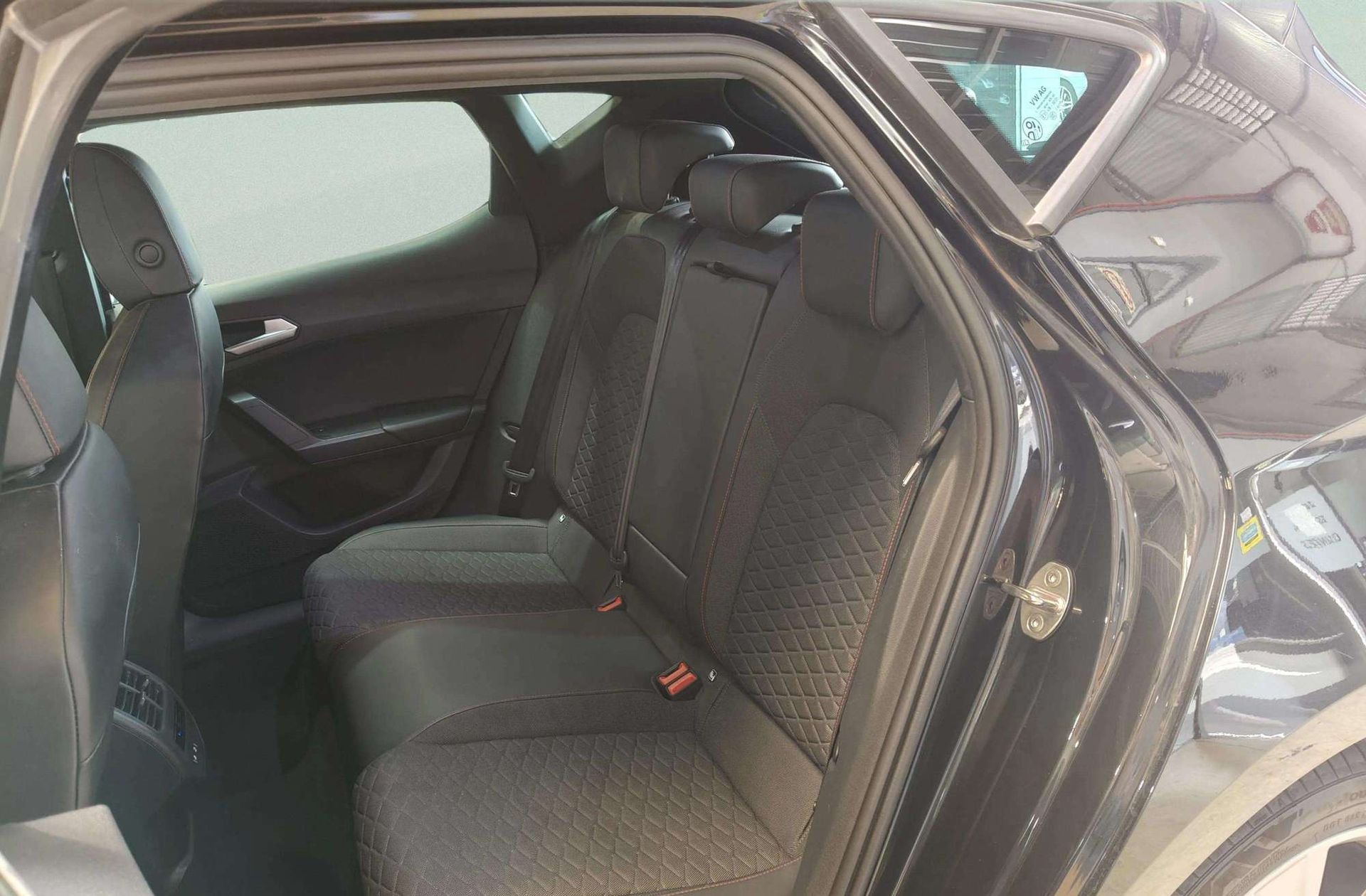 SEAT León 1.0 TSI FR 25 Aniversario - foto 17