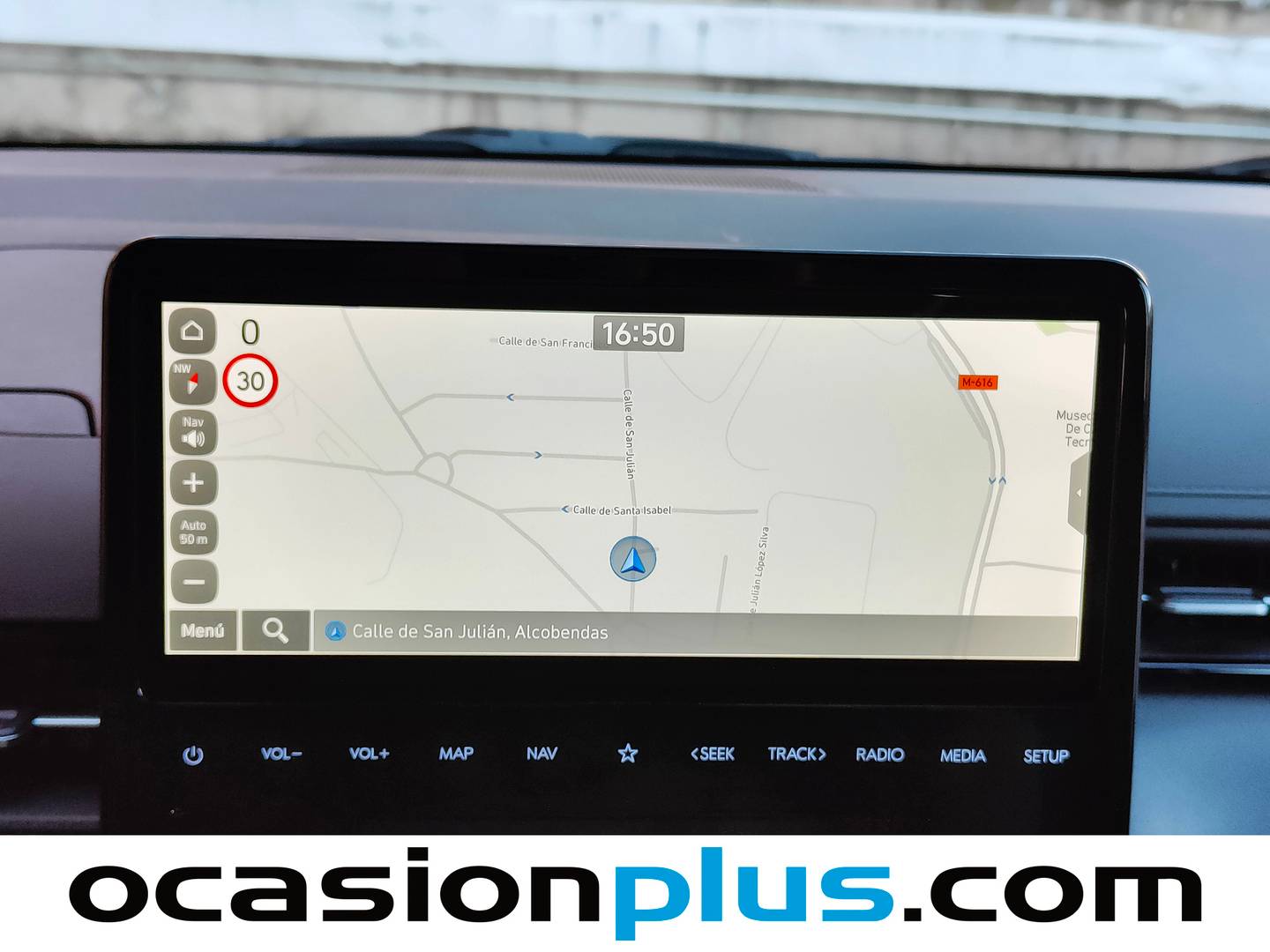 Accesorios del Hyundai Staria Hyundai Staria 1.6 HEV Style 4x2 9S 6AT (225 CV) 9 Plazas