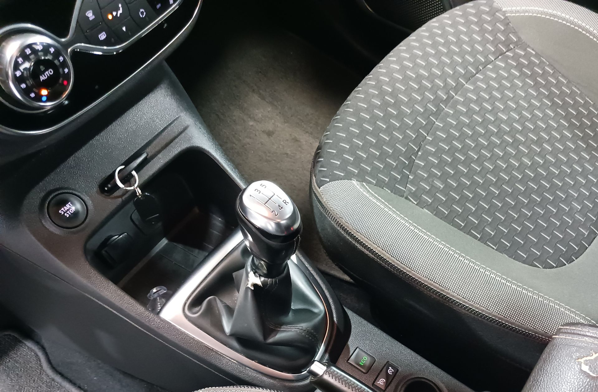 Renault Captur Zen Energy TCe - foto 5