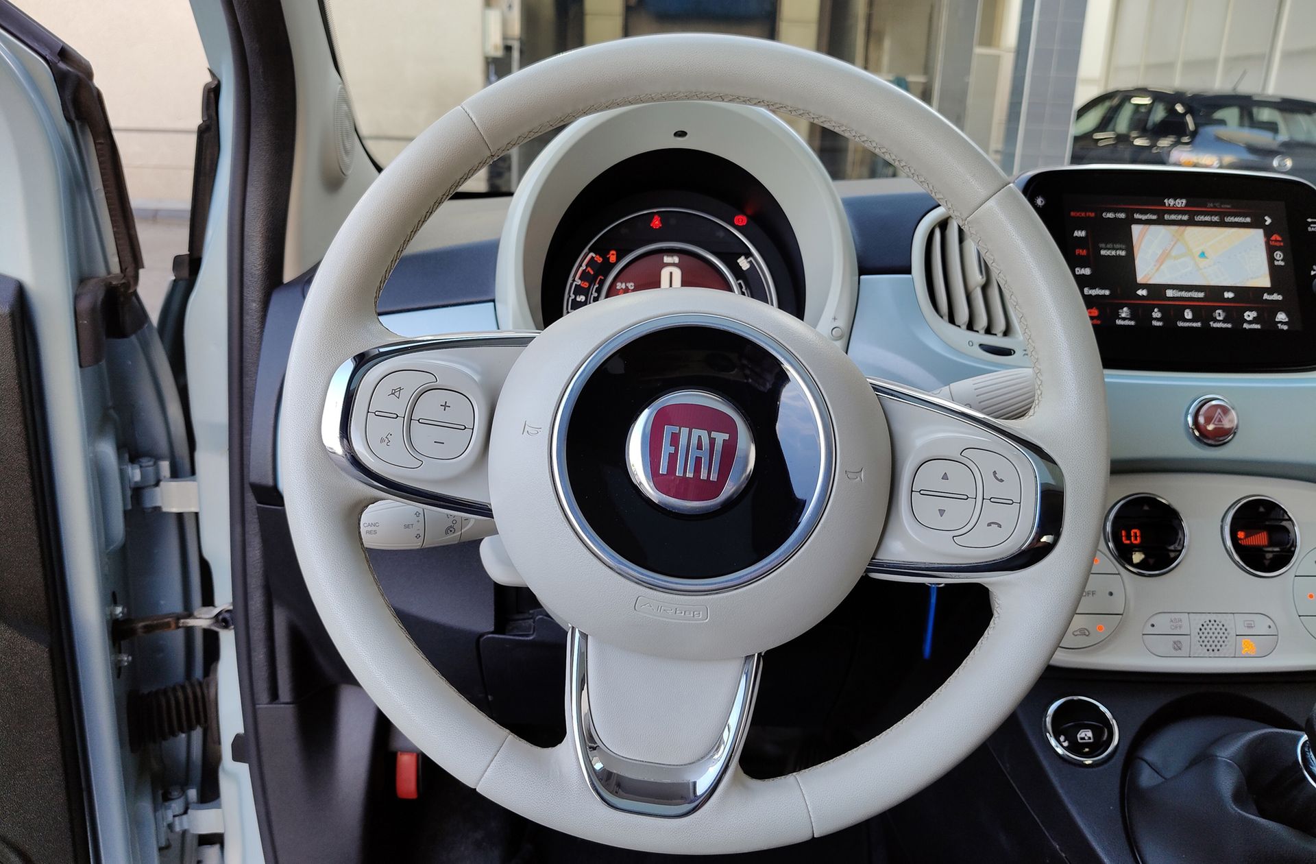Fiat 500 1.0 Hybrid Dolcevita - foto 19