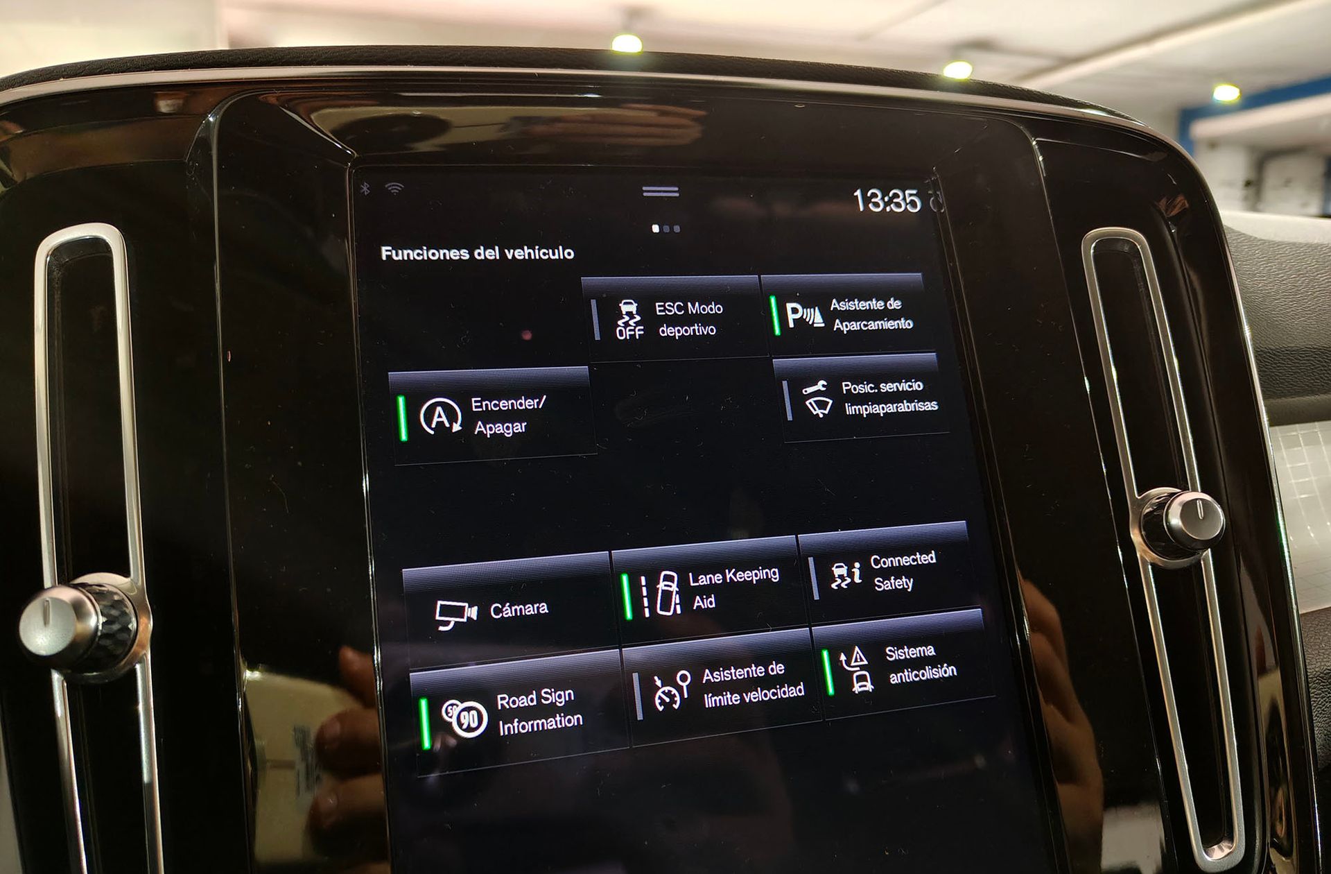Volvo XC40 T2 Momentum Pro - foto 12