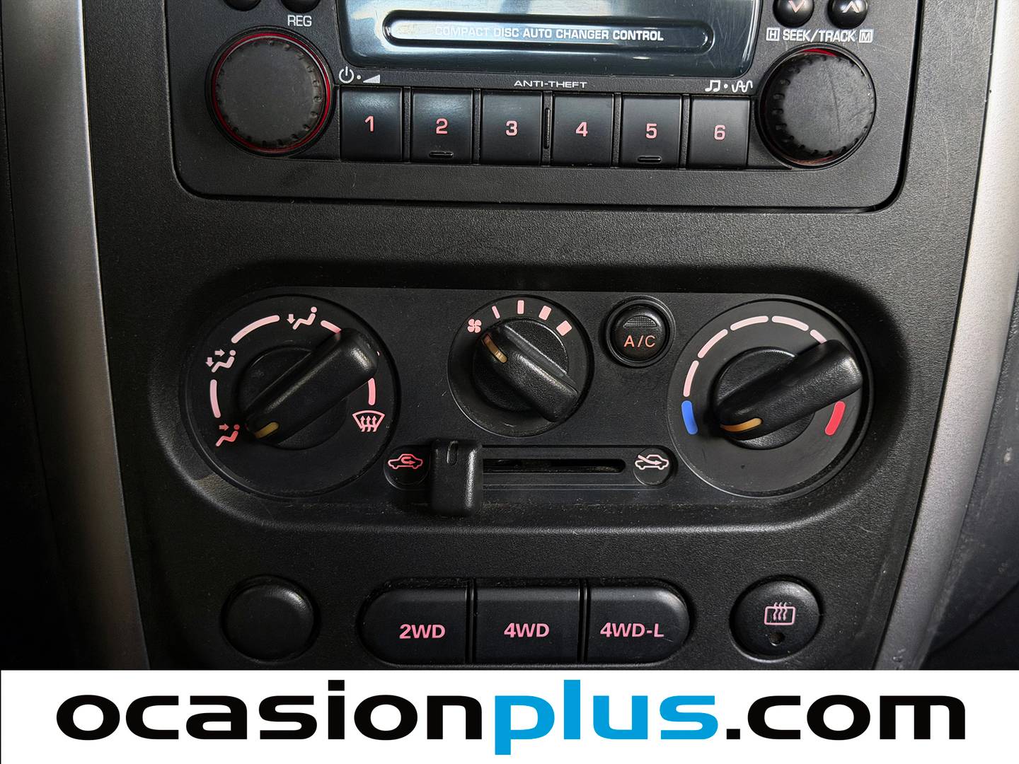 Foto Suzuki Jimny Suzuki Jimny 1.3 Techo Metálico Superlujo (85 CV)