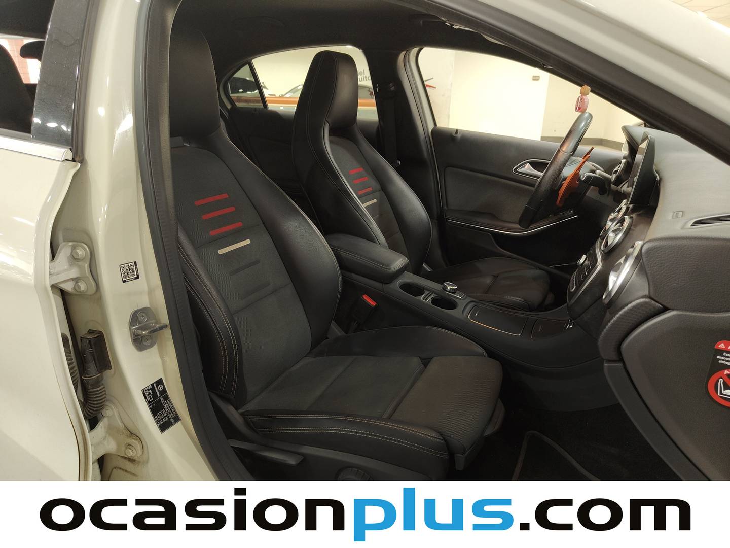 Foto Mercedes Clase A Mercedes-Benz Clase A 180 (122 CV) Pack AMG