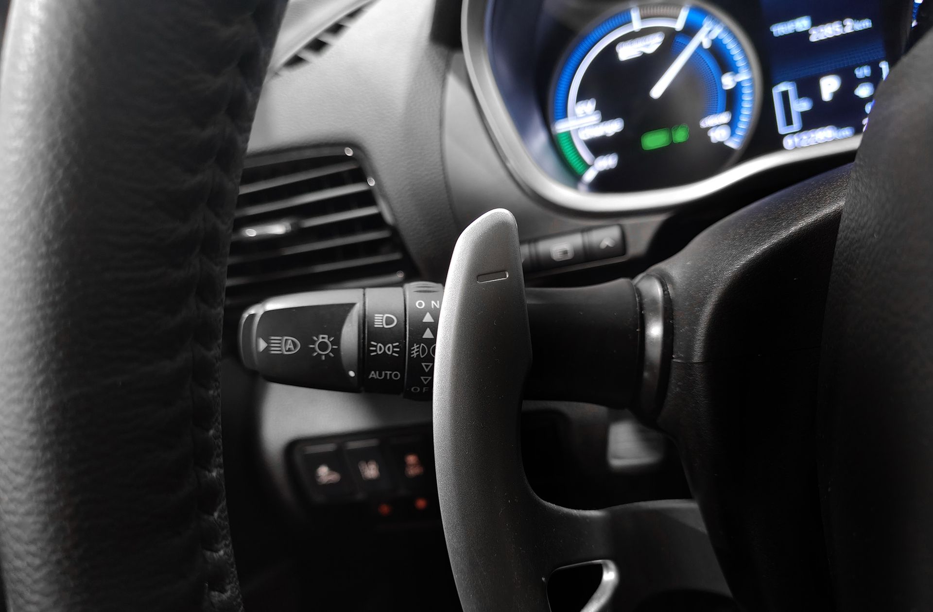 Mitsubishi Eclipse Cross 2.4 PHEV Kaiteki 4WD - foto 28