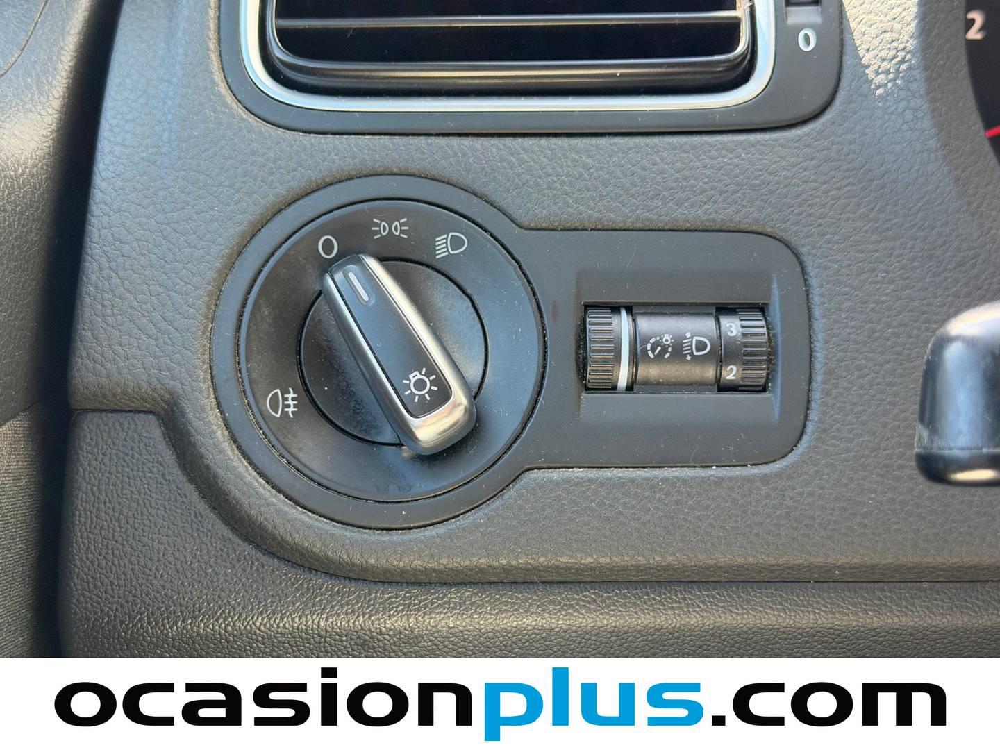 Equipamiento del Volkswagen Polo Volkswagen Polo Advance 1.2 TSI (90 CV)