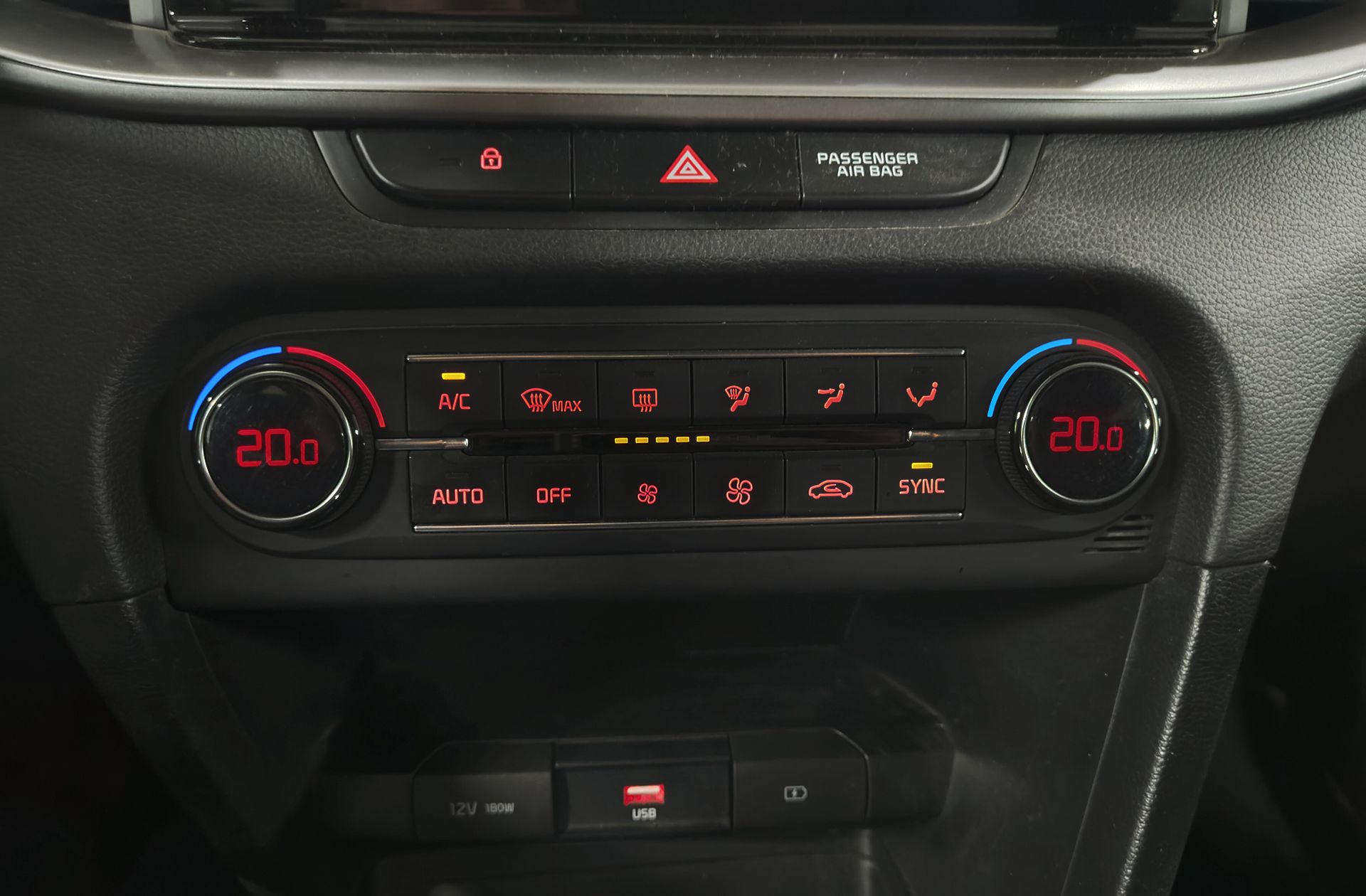 Kia Ceed 1.4 T-GDi Drive - foto 28