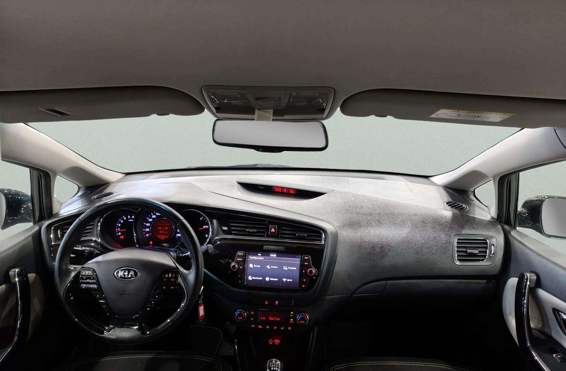 Kia Ceed 1.6 CRDi VGT x-Tech16 Eco-Dynamics - foto 6
