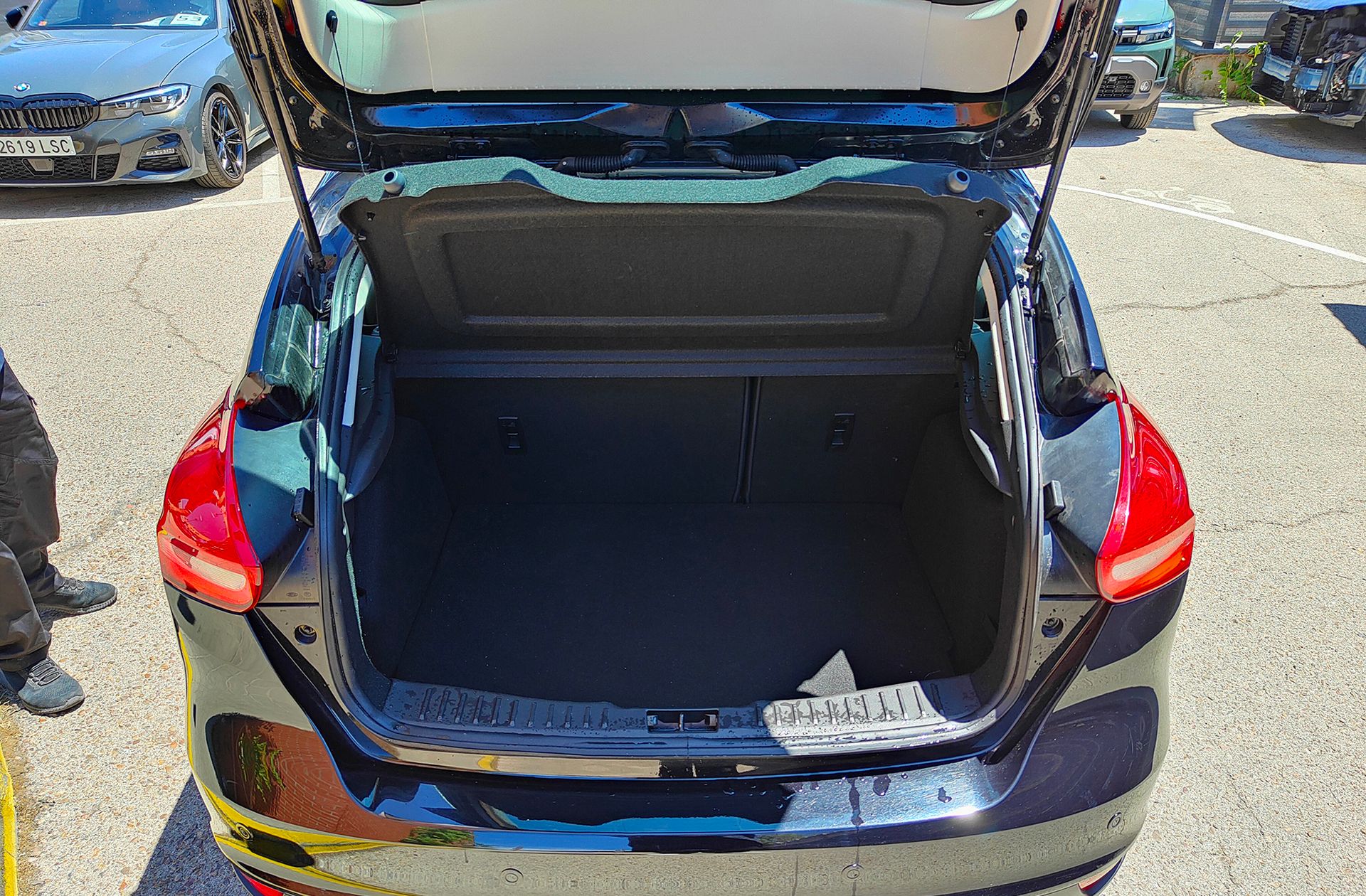 Ford Focus 1.0 EcoBoost Business - foto 14