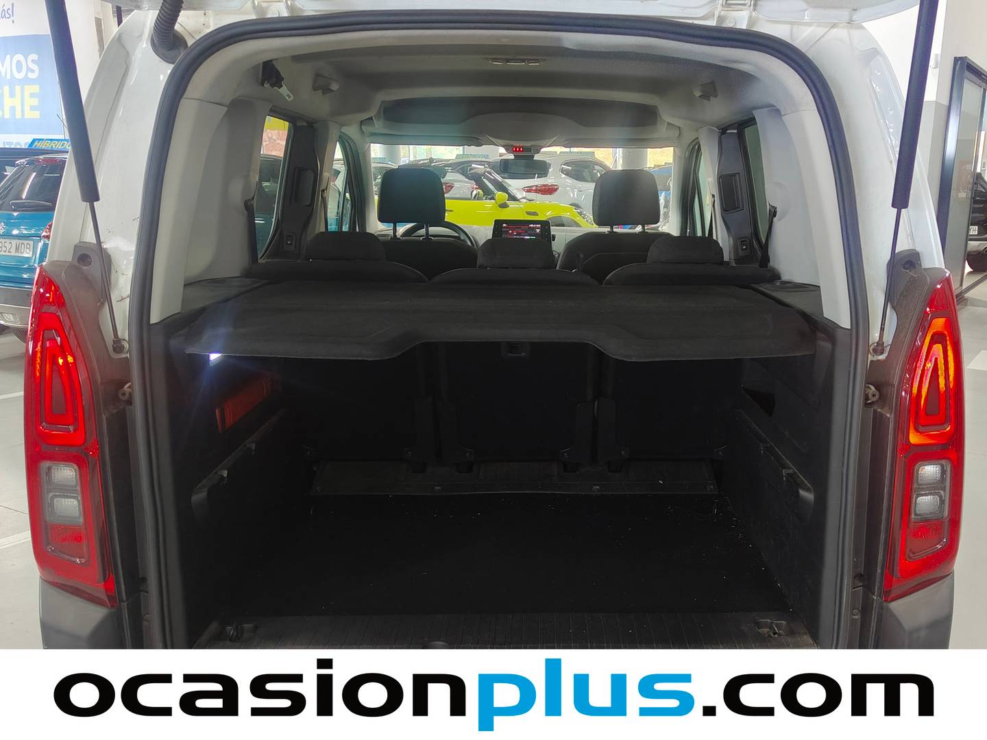 Fotos maletero Citroën Berlingo Citroën Berlingo BlueHDi 100 S&S Talla M Shine (102 CV) XTR