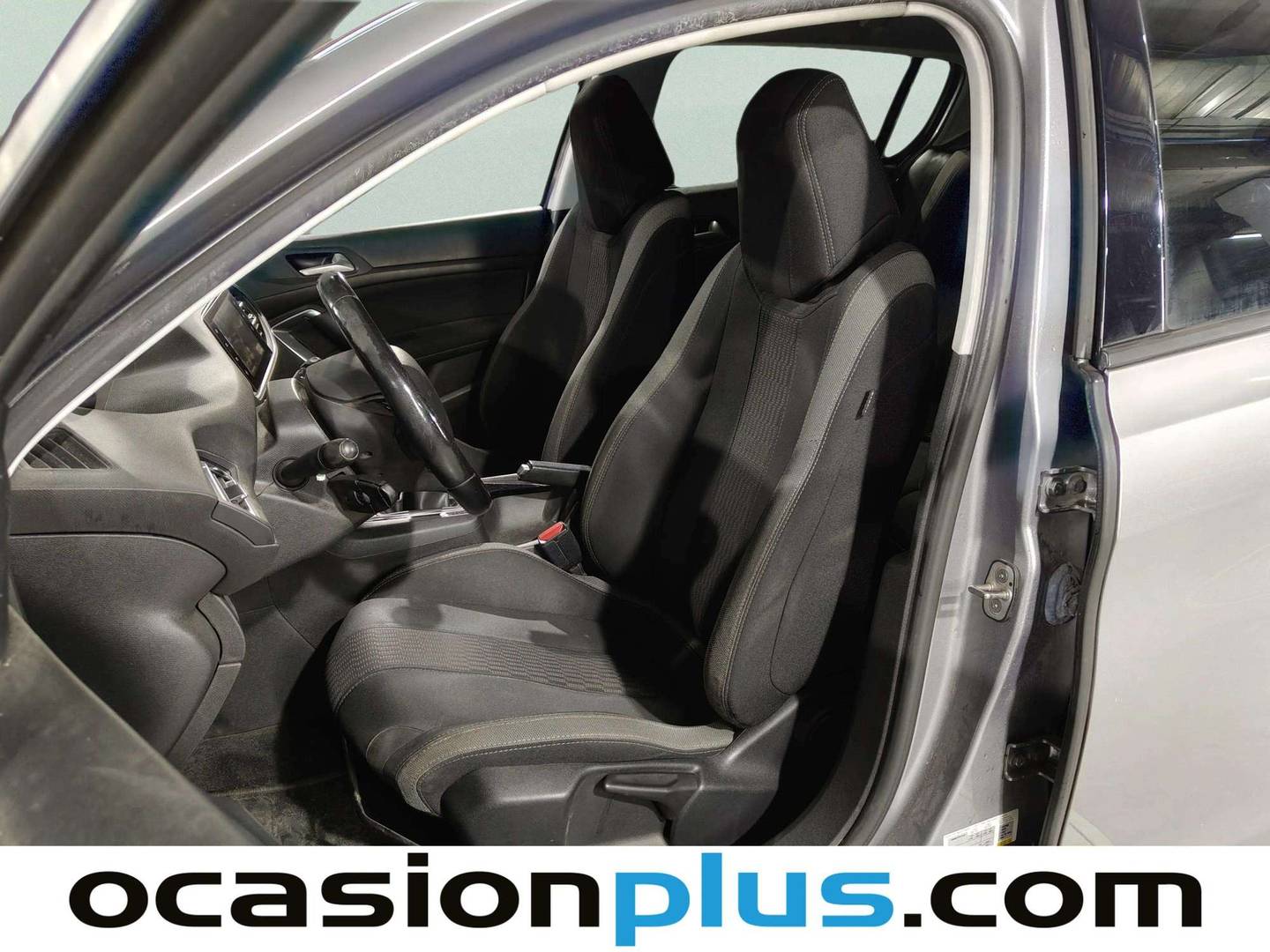 Foto asientos delanteros Peugeot 308 Peugeot 308 BlueHDi 100 Style (100 CV)