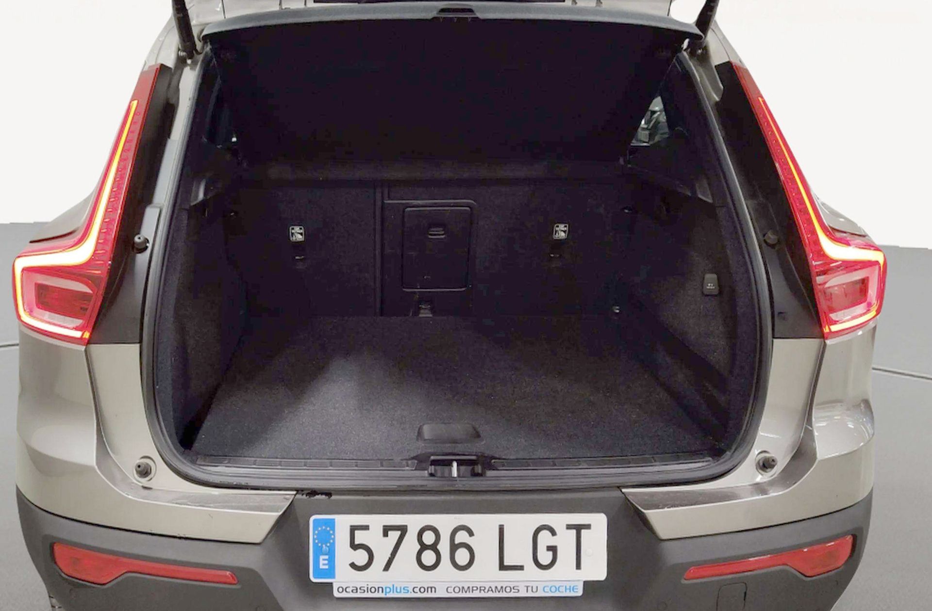 Volvo XC40 T3 Business Plus - foto 19