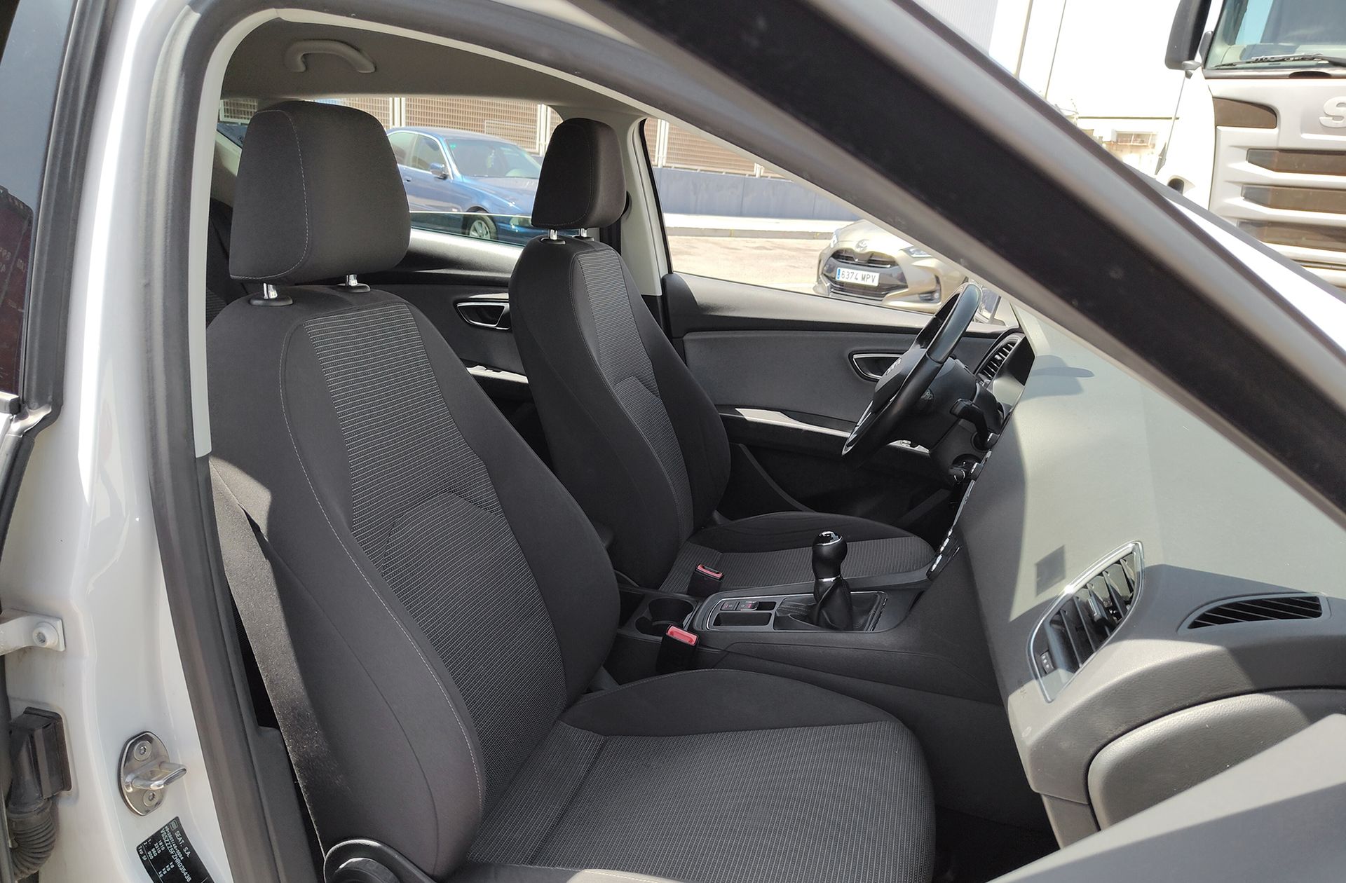 SEAT León 1.6 TDI Style - foto 16