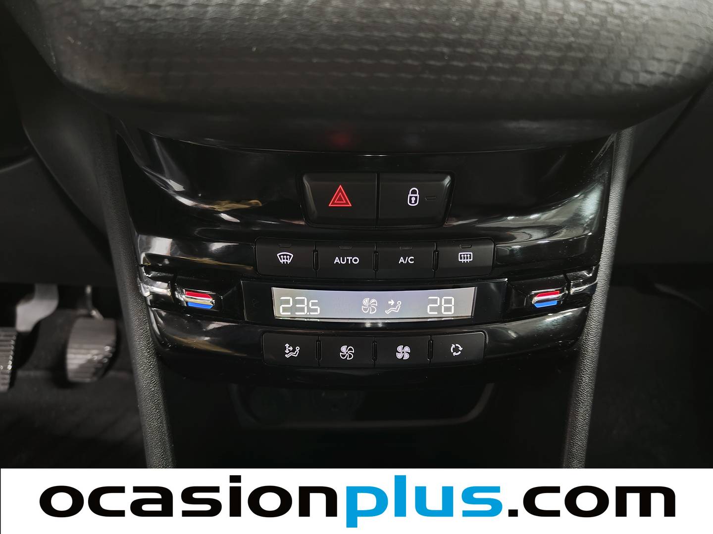 Foto Peugeot 2008 Peugeot 2008 BlueHDi 120 S&S Allure (120 CV)