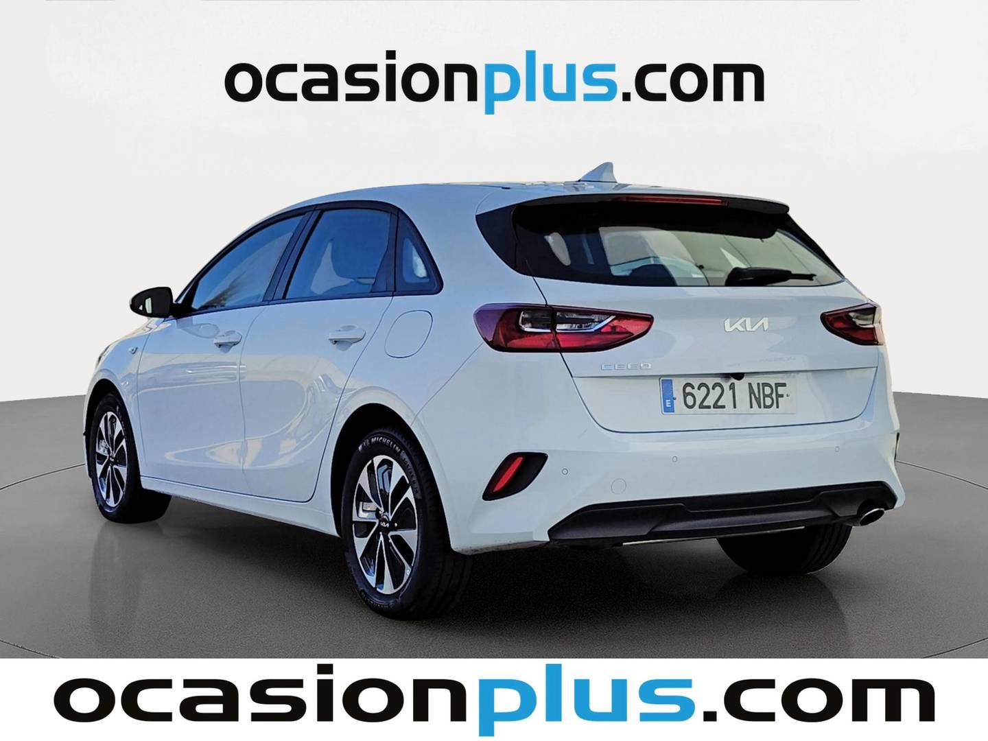 Foto trasera KIA Ceed KIA Ceed 1.0 T-GDi Concept (100 CV) izquierda