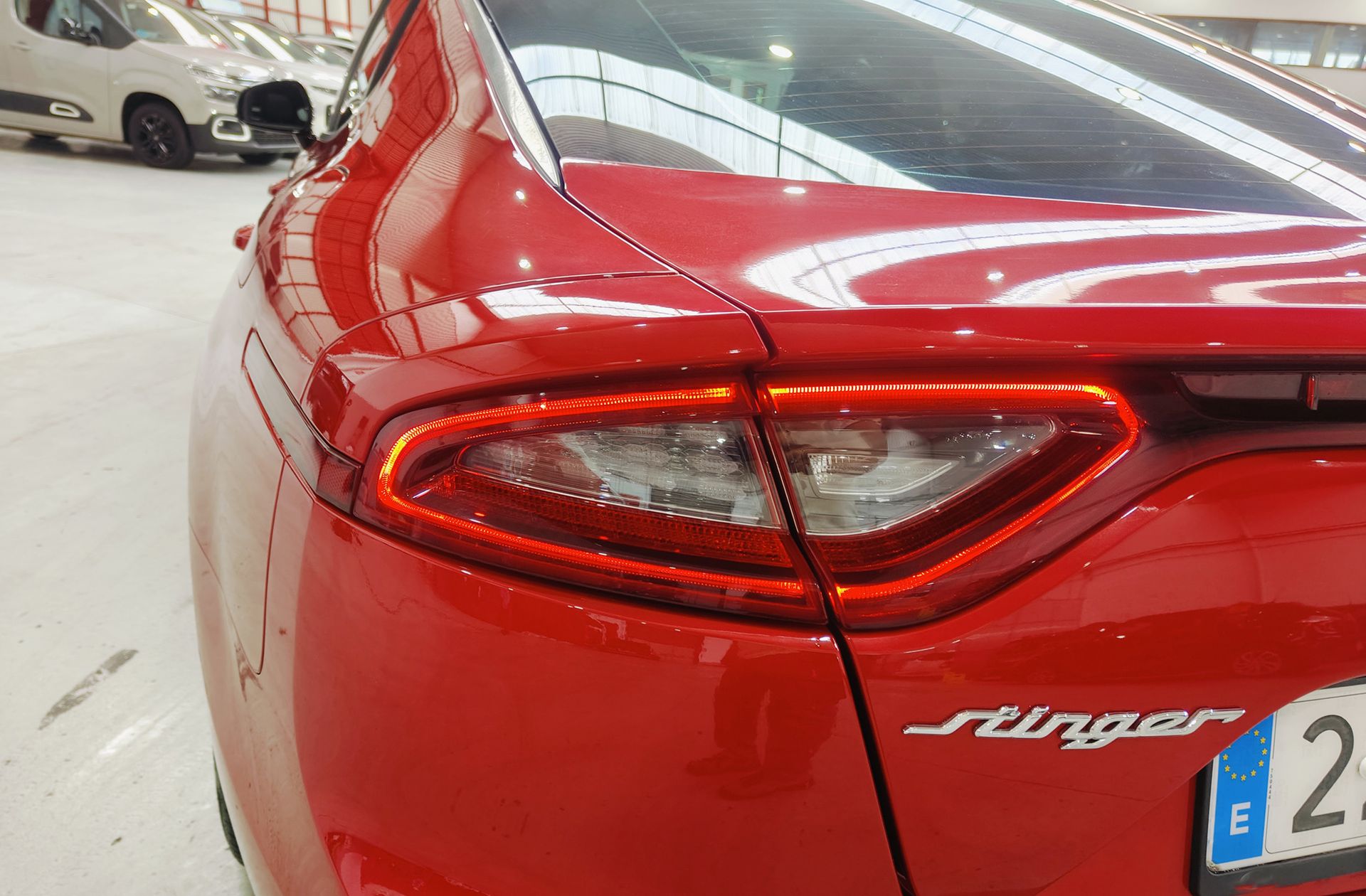 Kia Stinger 2.2 CRDi GT Line 4x2 - foto 22