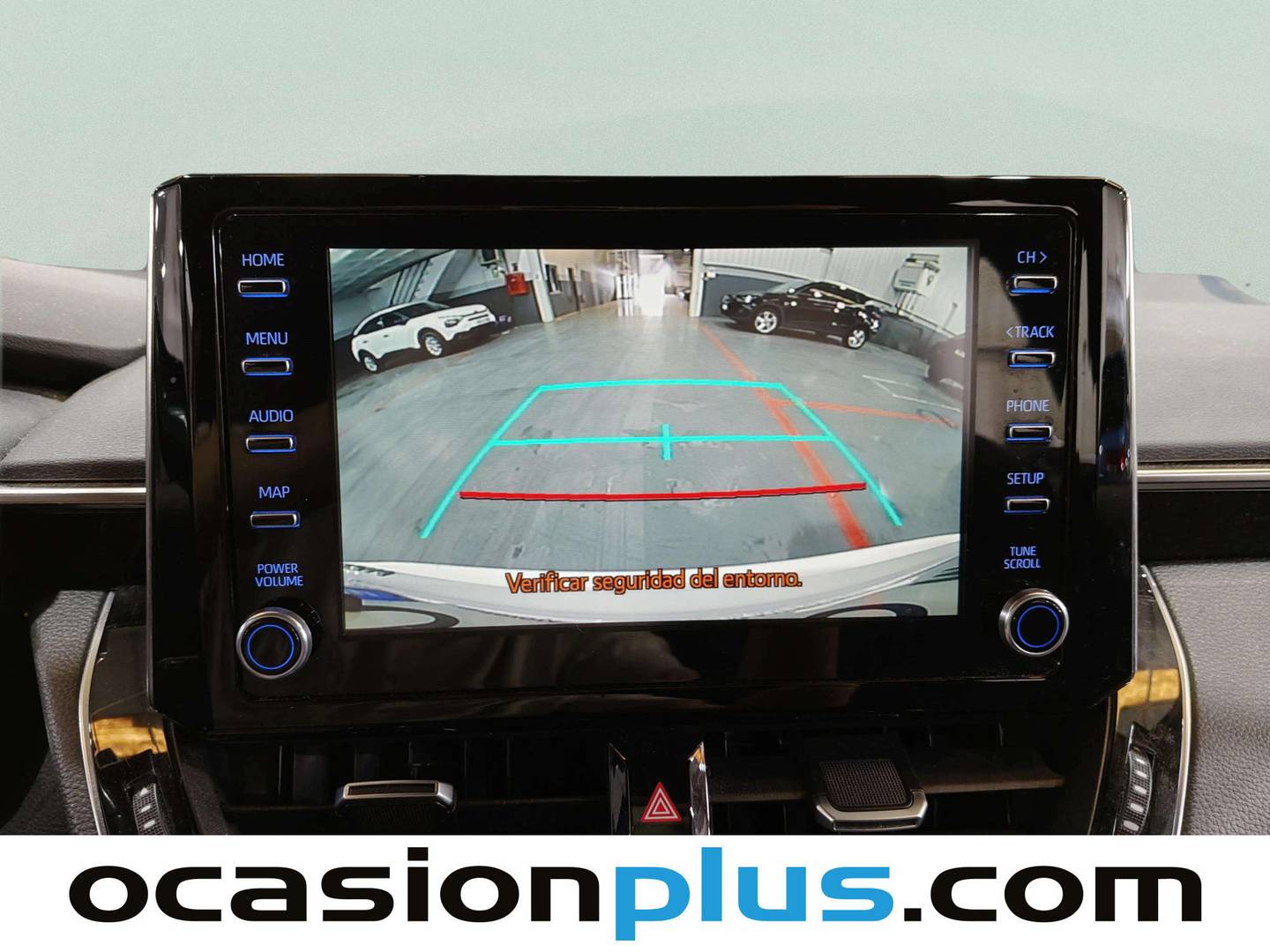 Equipamiento del Toyota Corolla Toyota Corolla 140H Active Plus Touring Sport (140 CV)