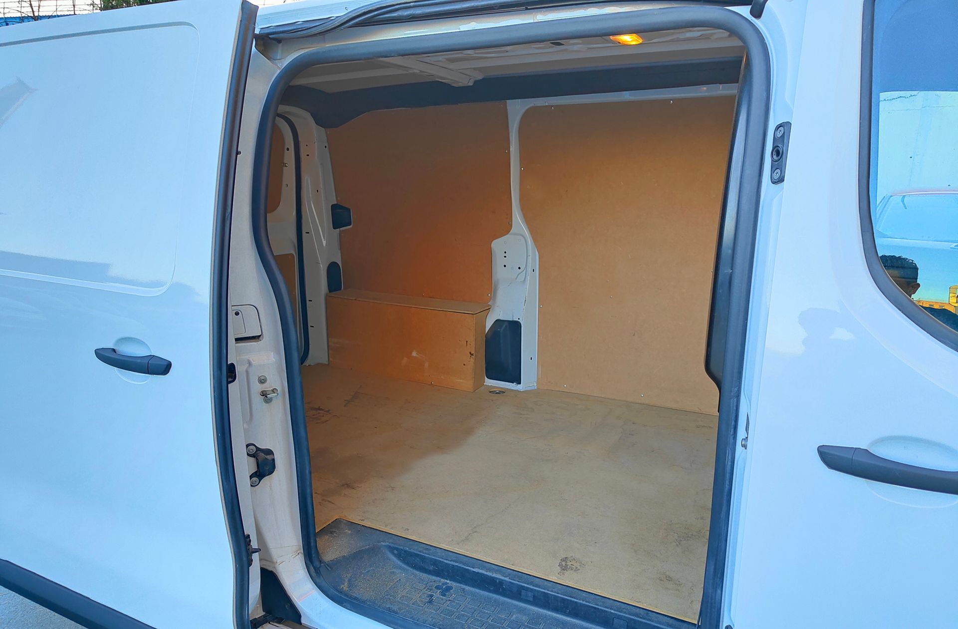 Fiat Scudo Furgon 1.5 BlueHDi L2 - foto 13