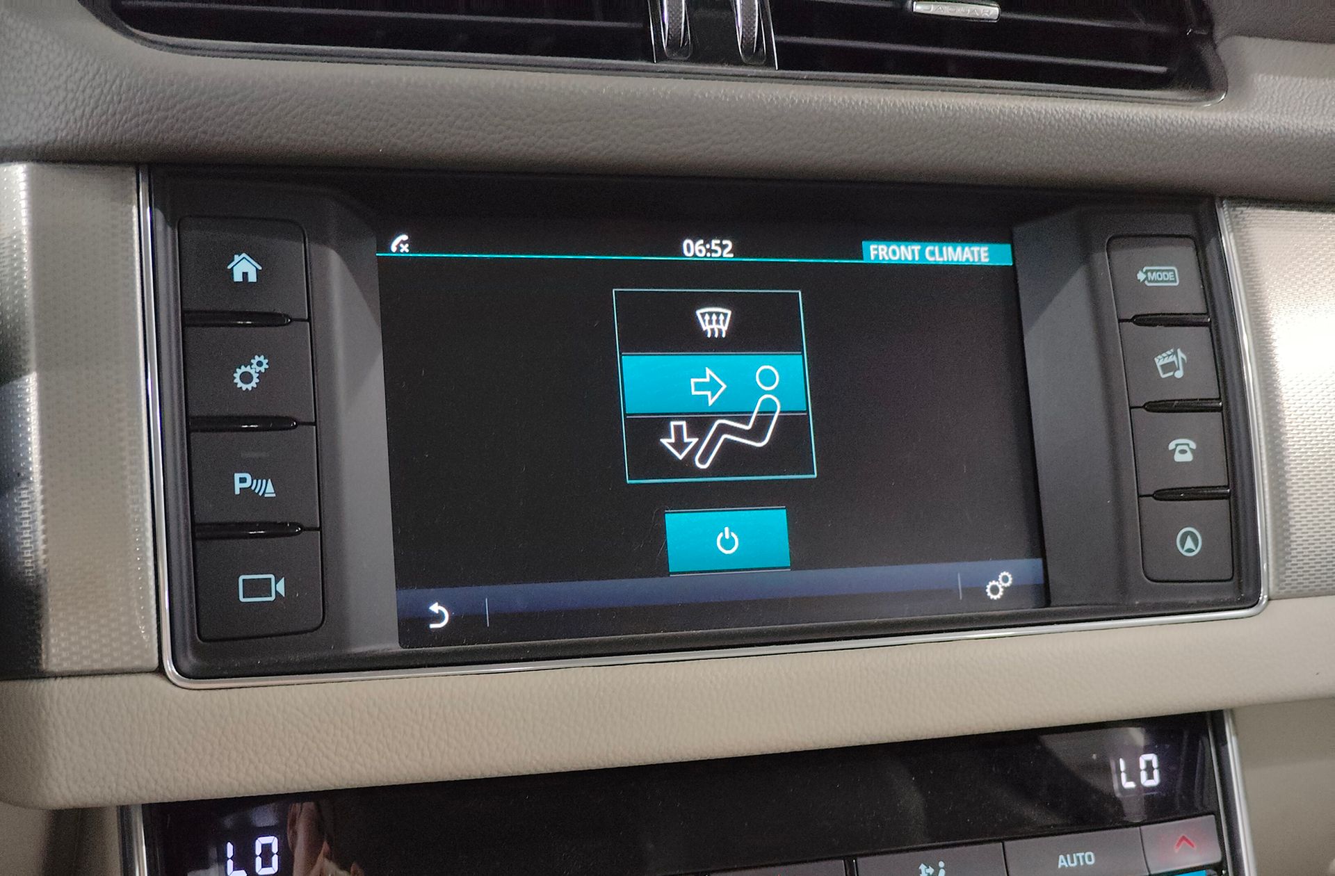 Jaguar XF 2.0 D Prestige - foto 31