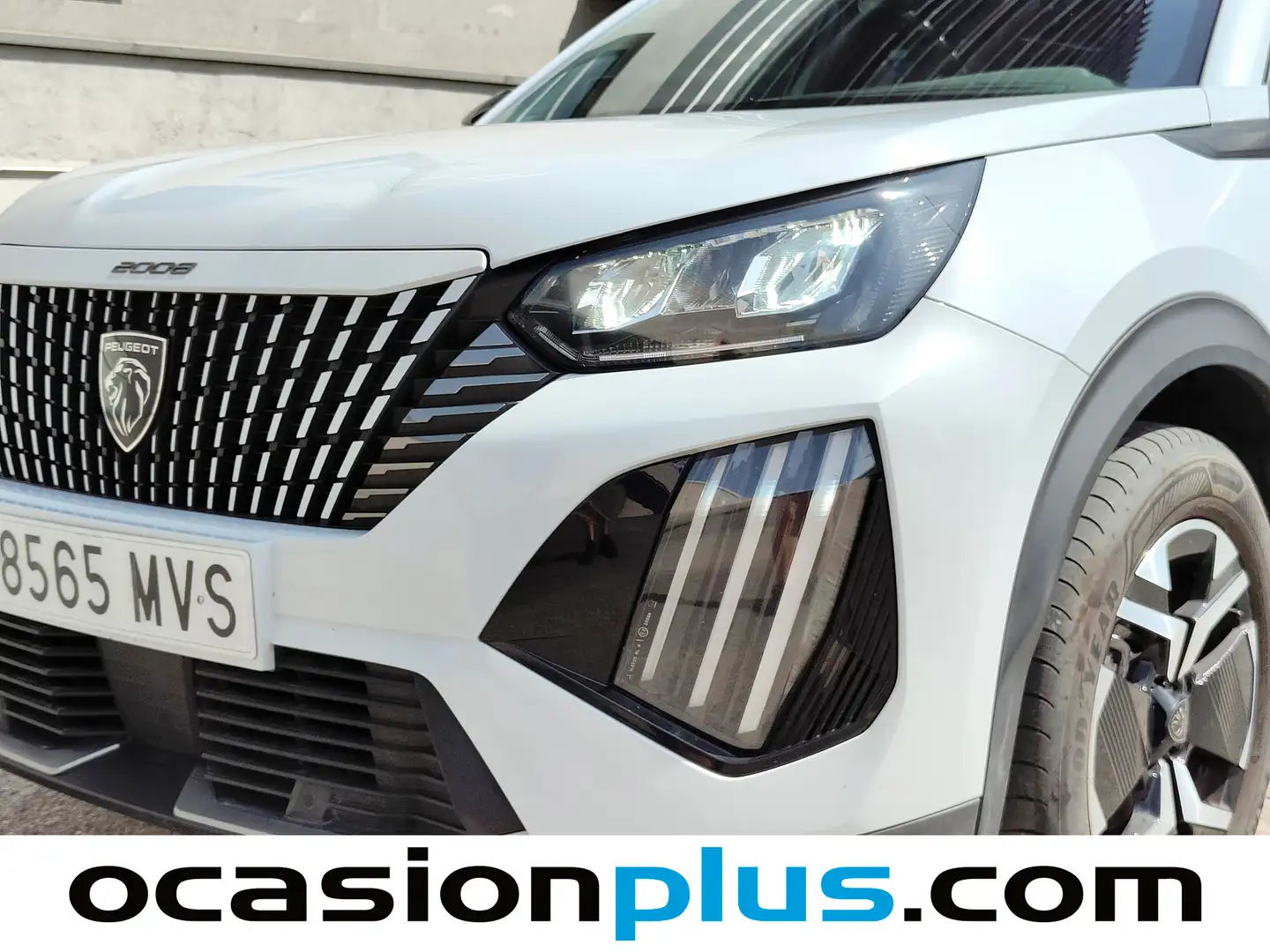 Foto Peugeot 2008 Peugeot 2008 PureTech 130 S&S Allure EAT8 (130 CV)